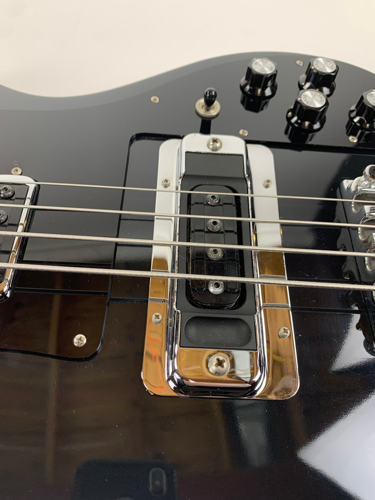 2007 Rickenbacker 4003 Bass JG Jetglo Black | Blackout Specs