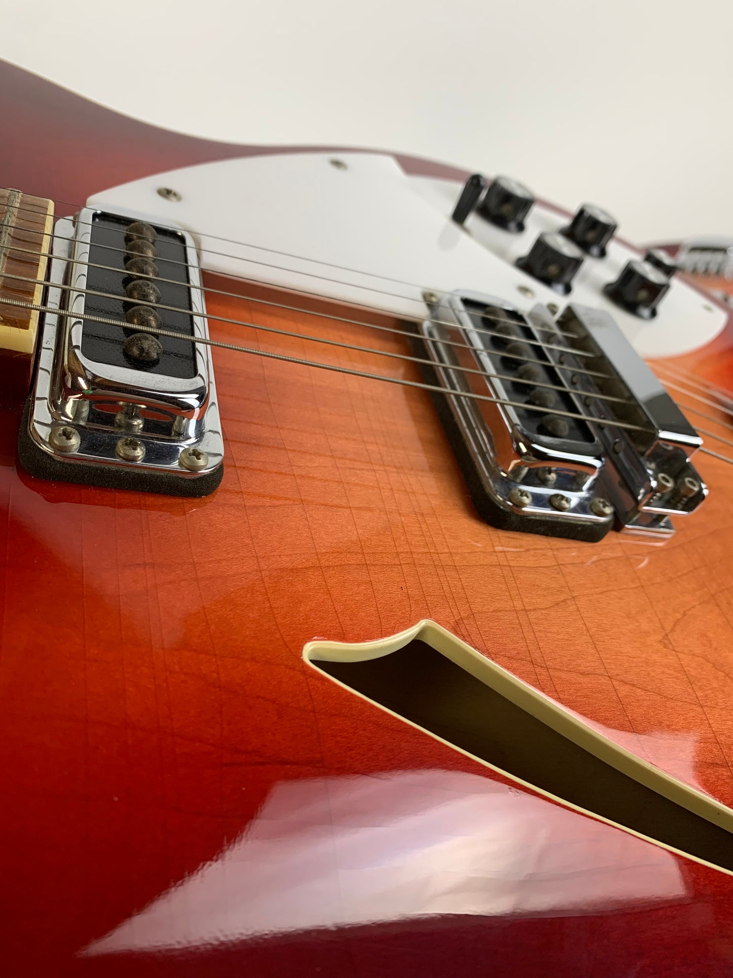 1990 Rickenbacker 360WB Double Bound with Binding Fireglo | 6-string guitar!