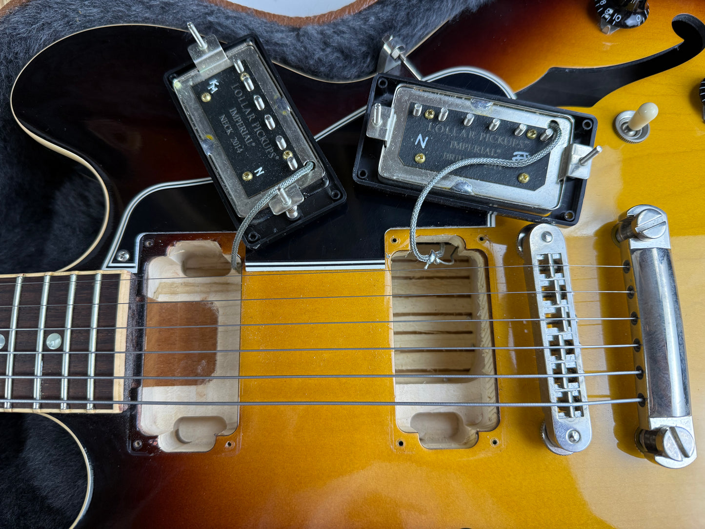 2013 Gibson Memphis ES-335 Dot Neck Sunburst Plain Top Semi Hollow Guitar w Original Case