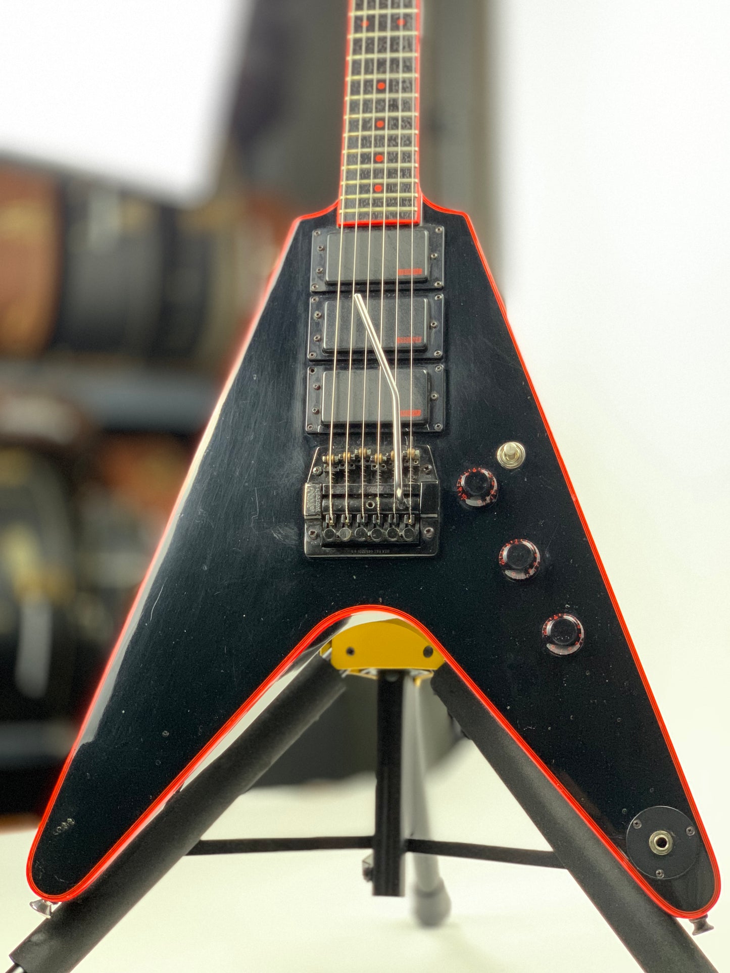 1984 Washburn FV-30V BBR Flying V Black w/ Red Binding Made in Japan | Set-Neck, 3 Humbuckers, MIJ, RARE!