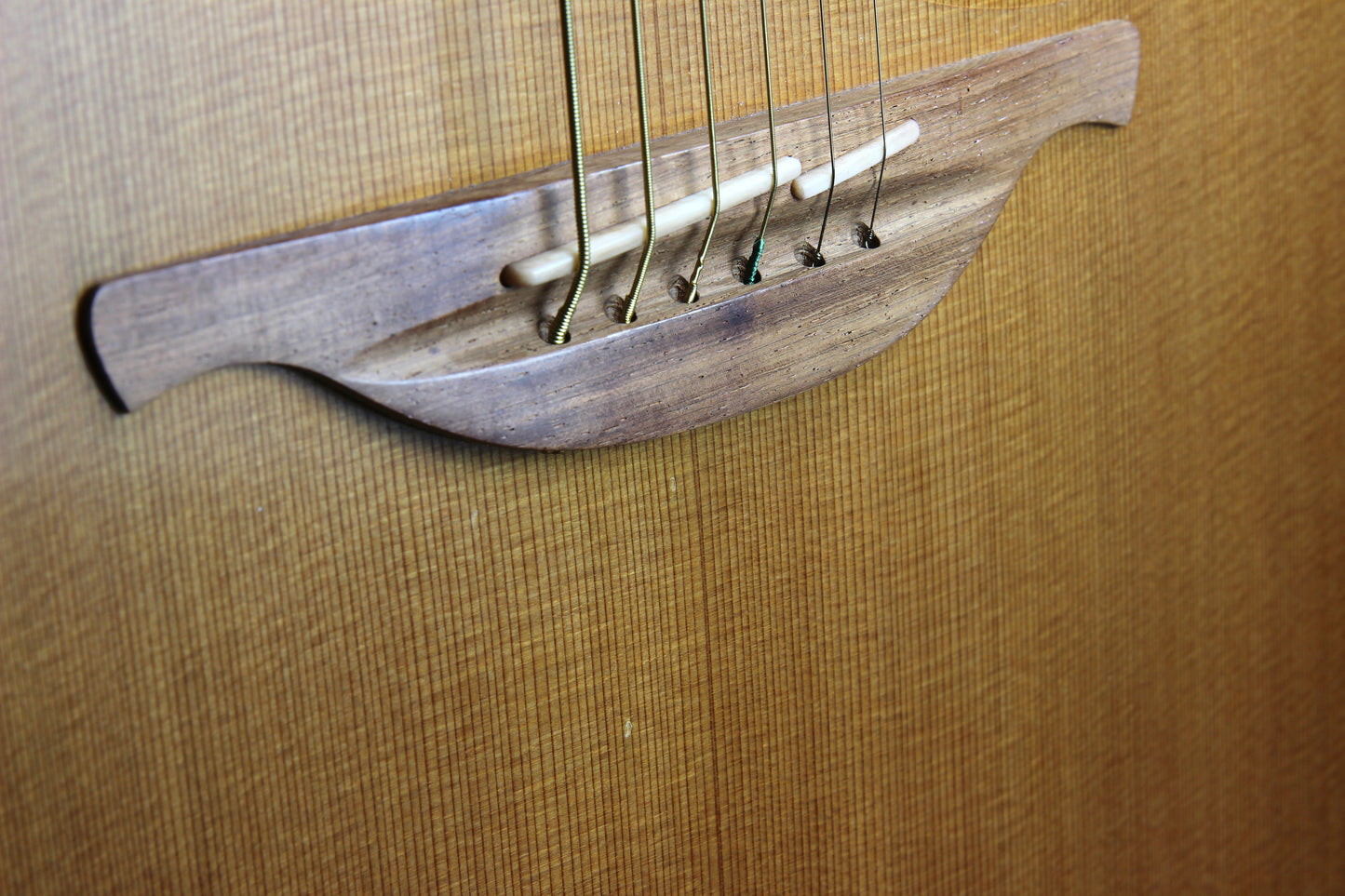 CLEAN 2011 Lowden O-23 Red Cedar & Solid Walnut Flat Top Acoustic Guitar - Made in Ireland!