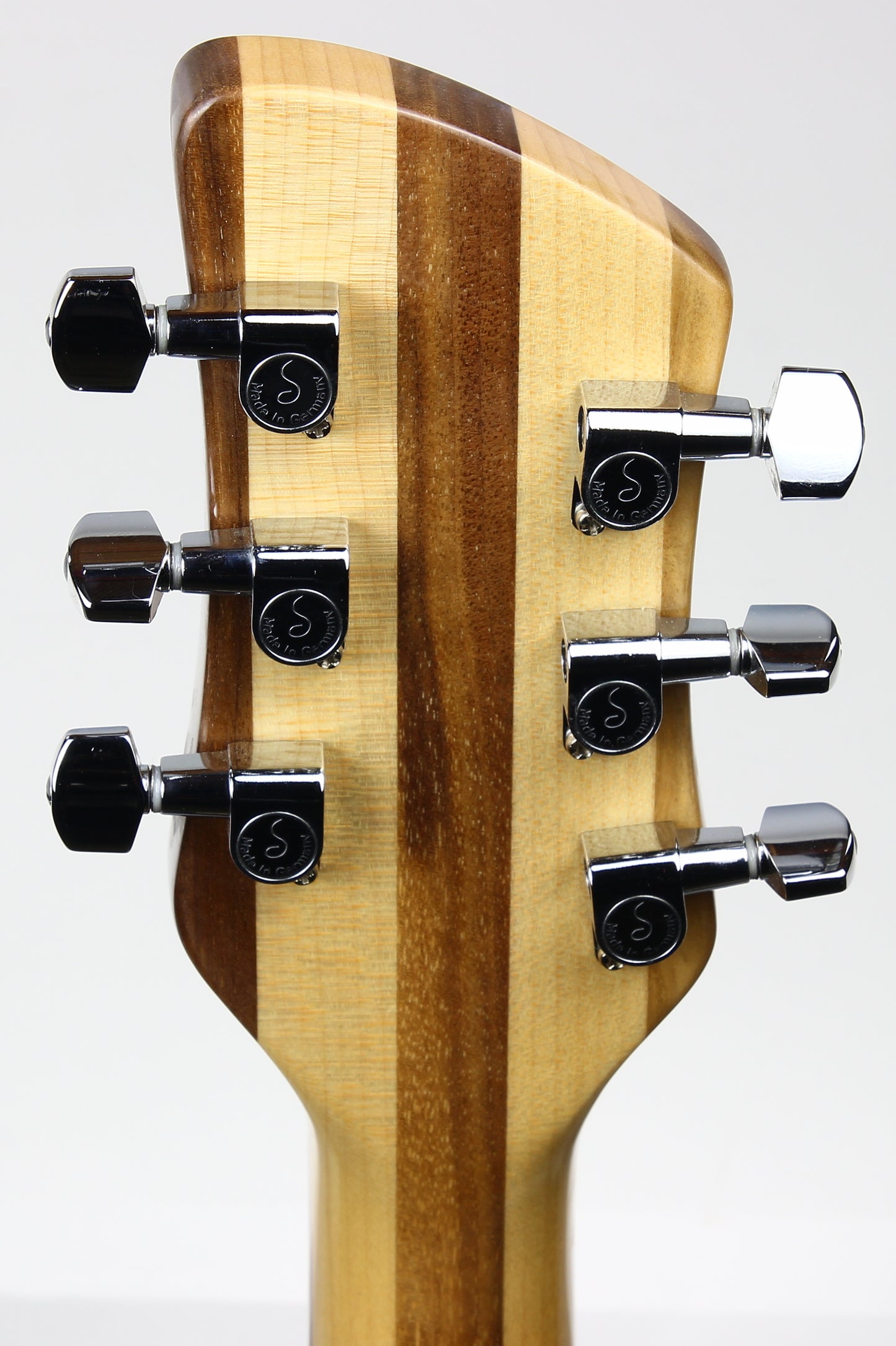 2008 Rickenbacker 370 MG Mapleglo 6 String 3 Pickups