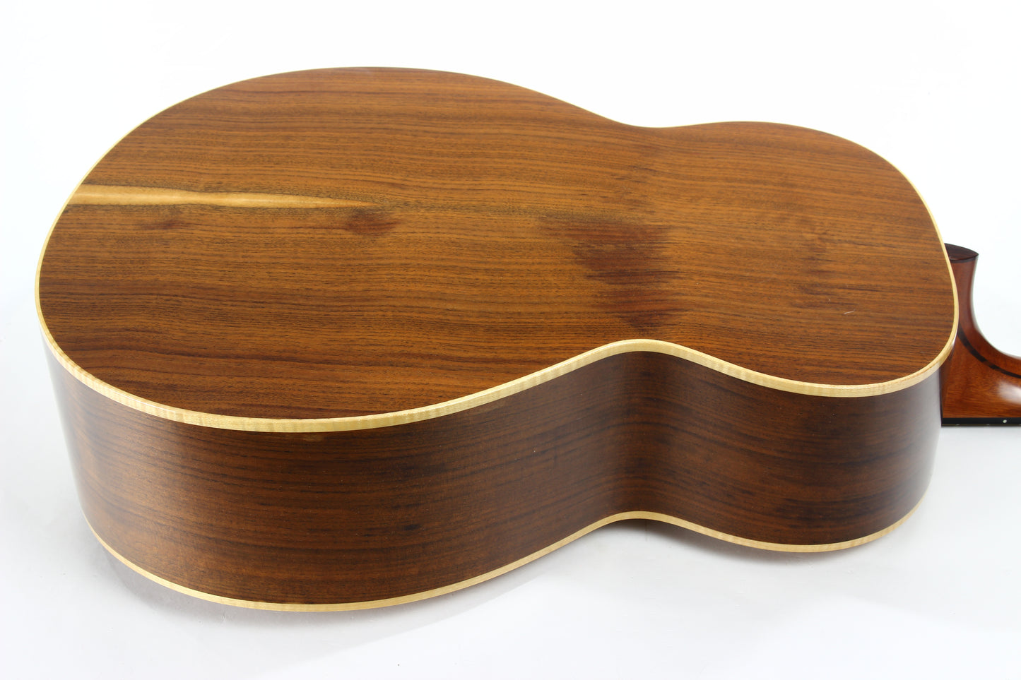 CLEAN 2011 Lowden O-23 Red Cedar & Solid Walnut Flat Top Acoustic Guitar - Made in Ireland!