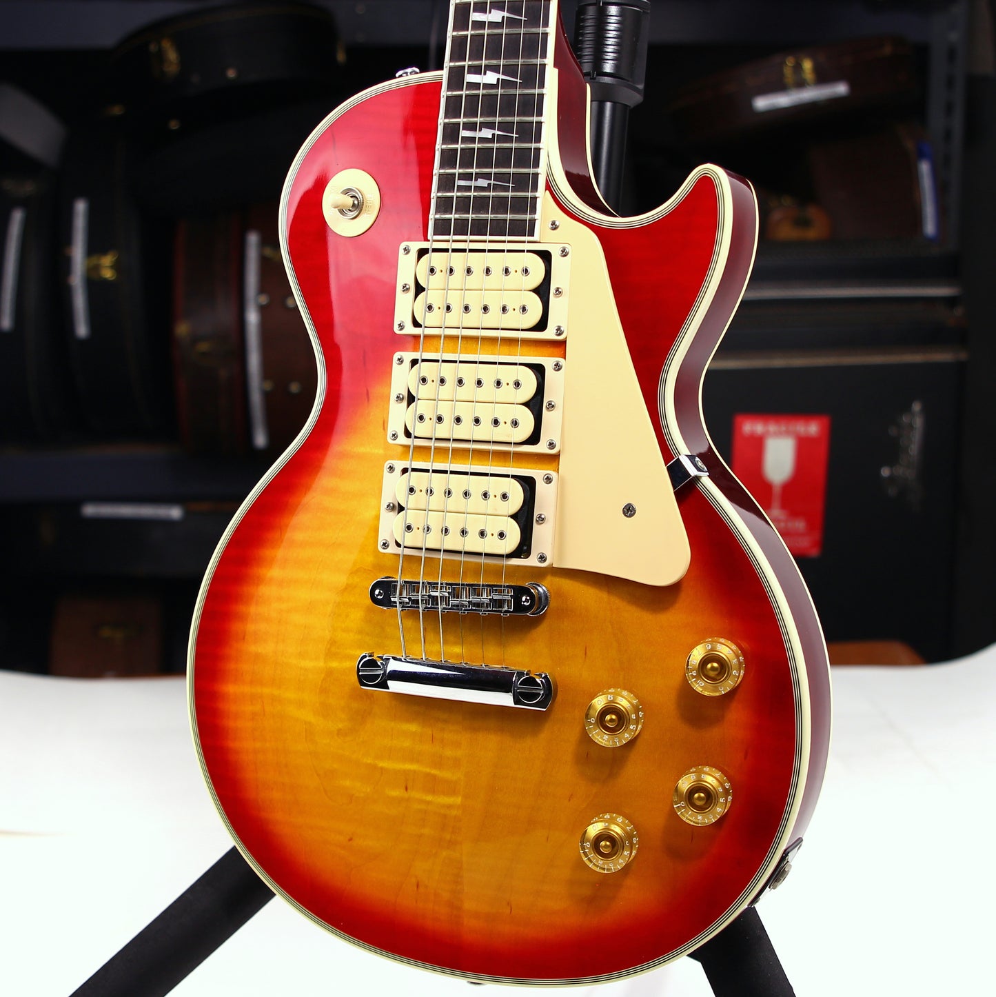 FIRST YEAR 1997 Gibson Ace Frehley Signature Les Paul Custom - SIGNED Kiss Backstage Pass, Show Tickets COLLECTORS!