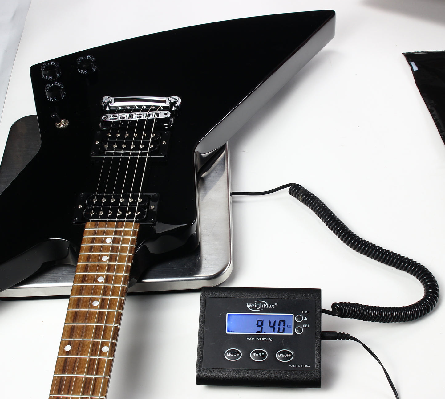 2024 Gibson USA '80s Explorer Ebony Black