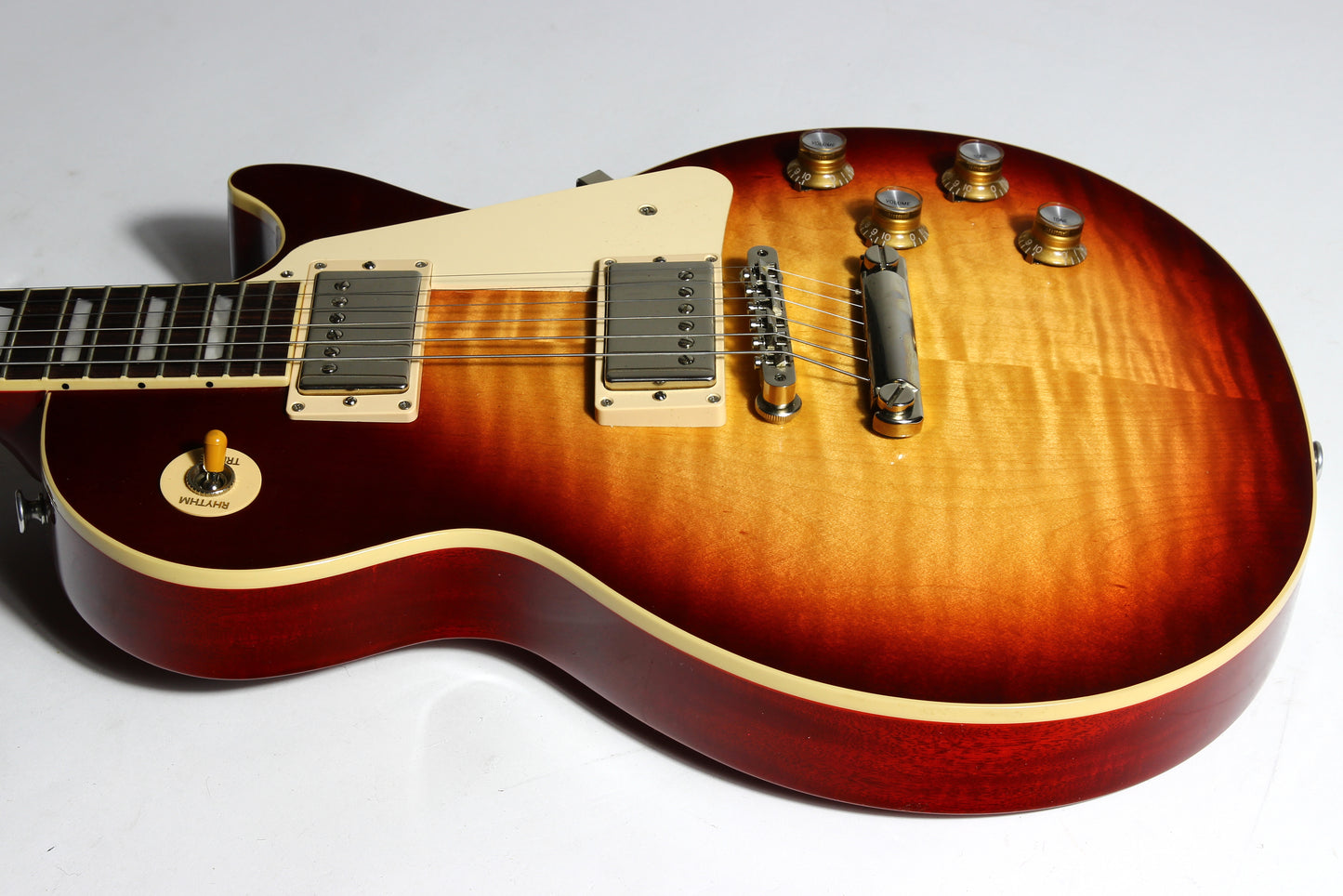 Gibson USA Les Paul Standard '60s Sunburst Figured Top 2023