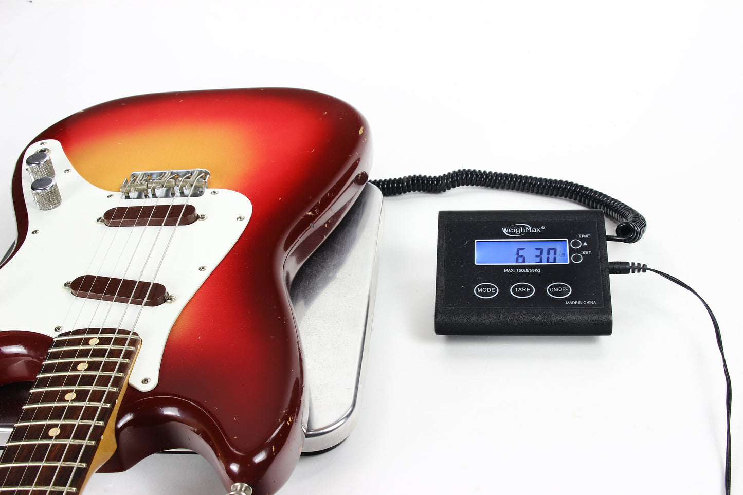 1961 Fender Duo Sonic Vintage PRE-CBS Electric Guitar -- Slab-Board, Sunburst, musicmaster, mustang, hardtail