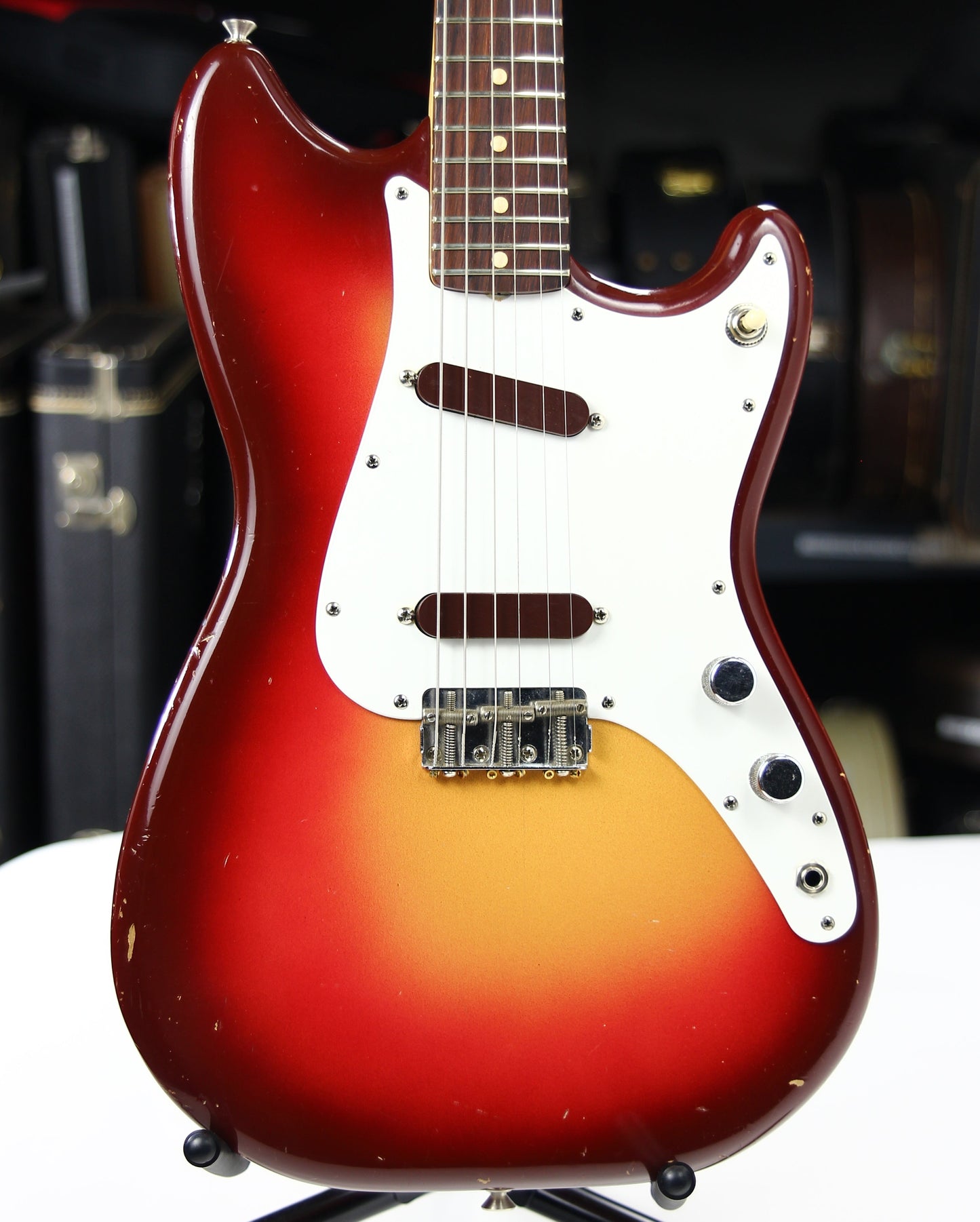 1961 Fender Duo Sonic Vintage PRE-CBS Electric Guitar -- Slab-Board, Sunburst, musicmaster, mustang, hardtail