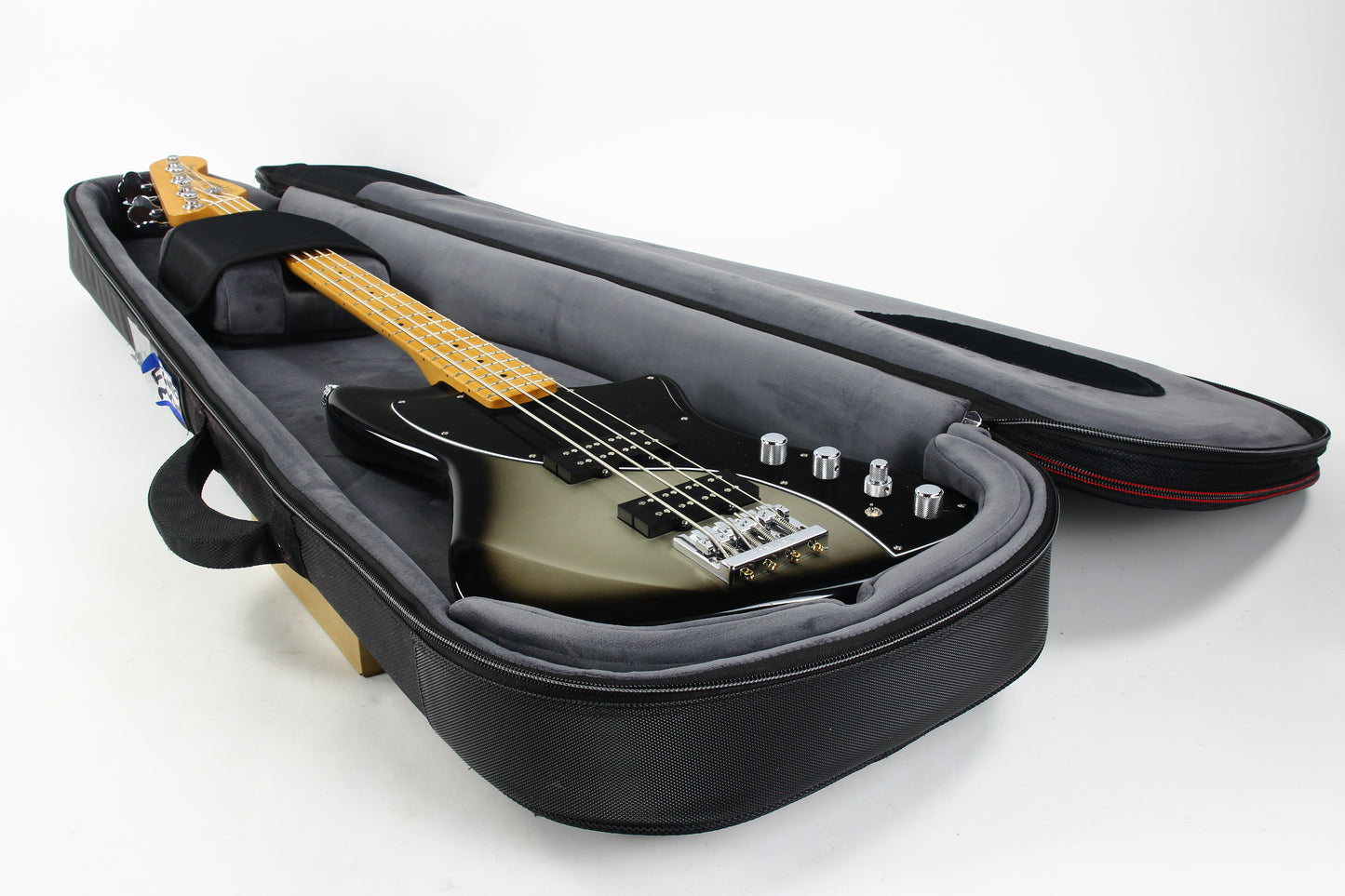 Fender Meteora Bass Player Plus Silverburst Made in Mexico 2022 MIM