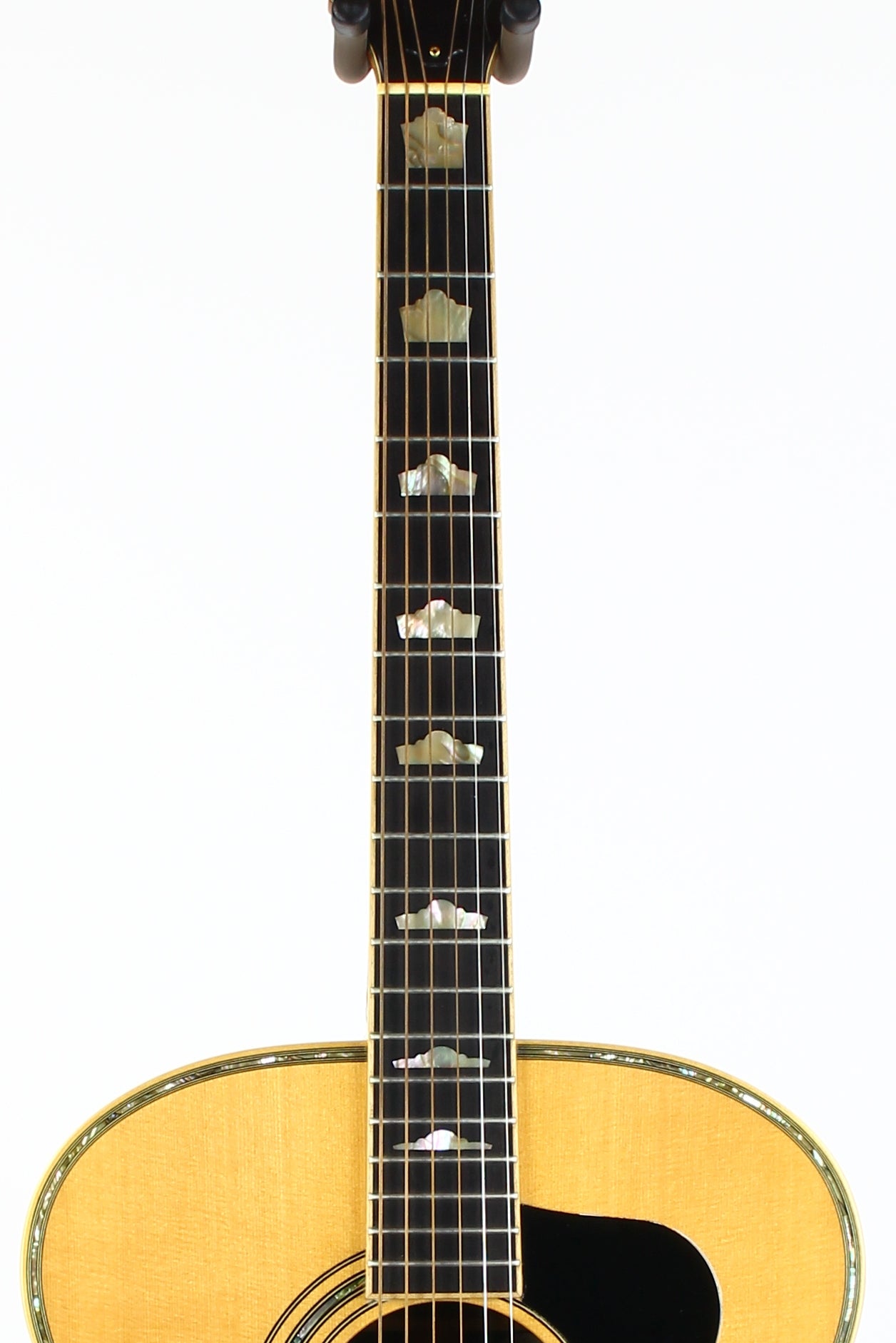 1992 Guild JF-100 NT CRV Carved Heel, Abalone, Jumbo Folk Body w Original Case & Tag!