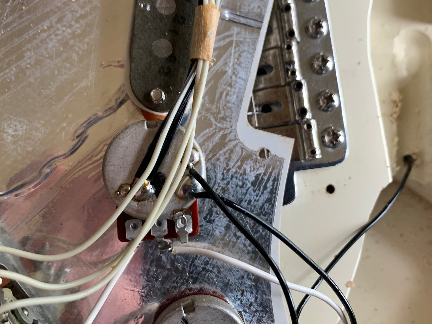 1982 Fender JV Japan ST62-65 '62 Stratocaster Vintage Reissue Olympic White - USA Fullerton RED-BOTTOM Pickups, MIJ