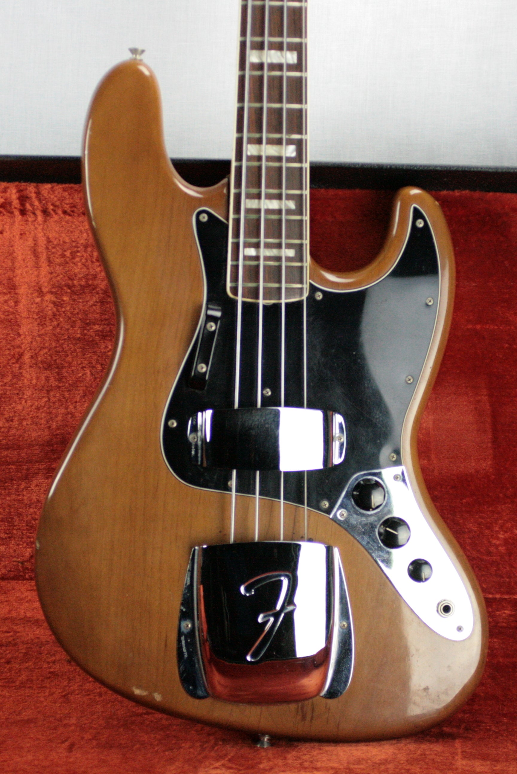 1974 Fender Jazz Bass Mocha