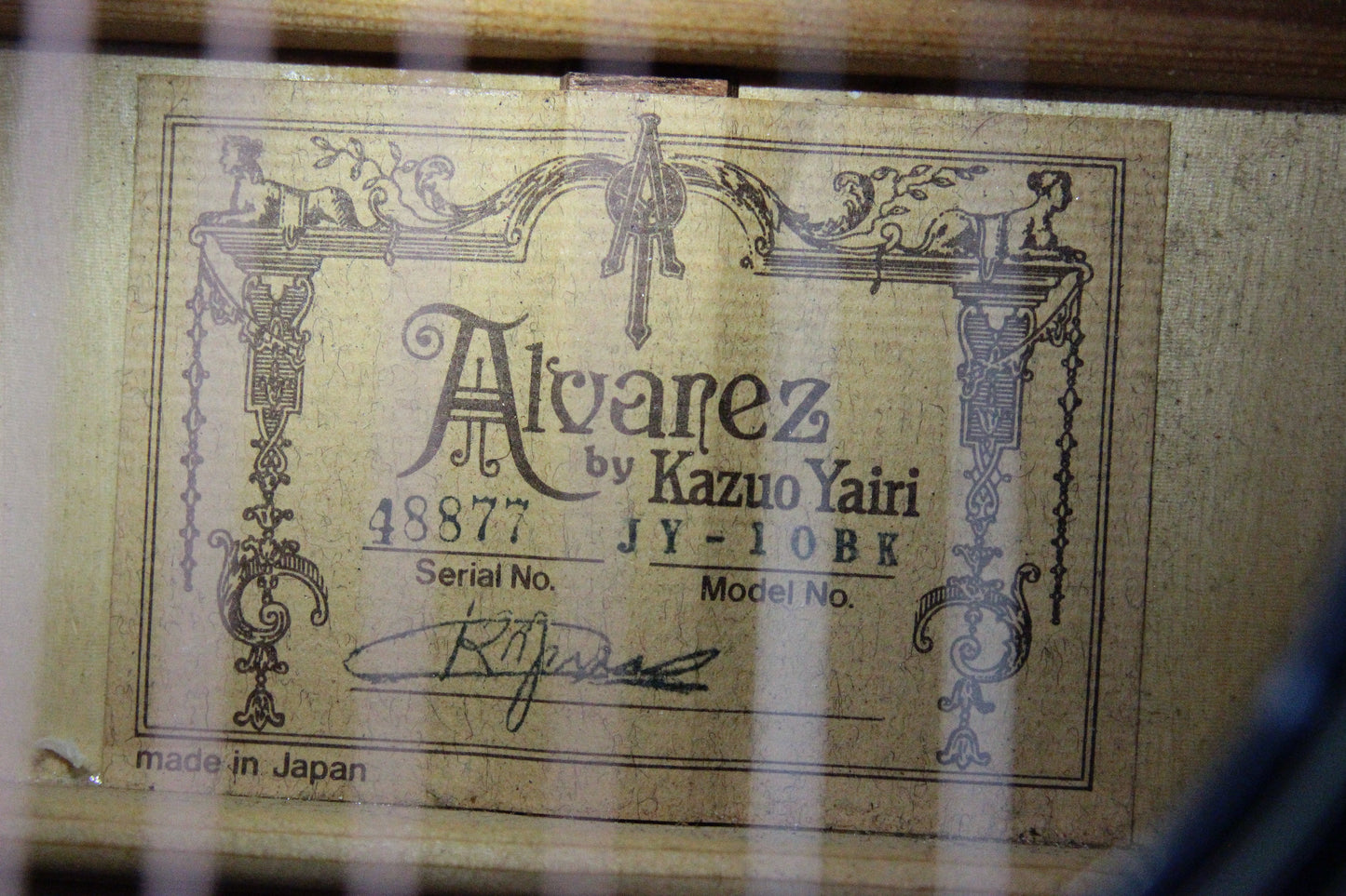 1995 Alvarez Yairi JY 10 BK Black Gloss - Signed by Kazuo! Jumbo Acoustic Guitar Japan MIJ