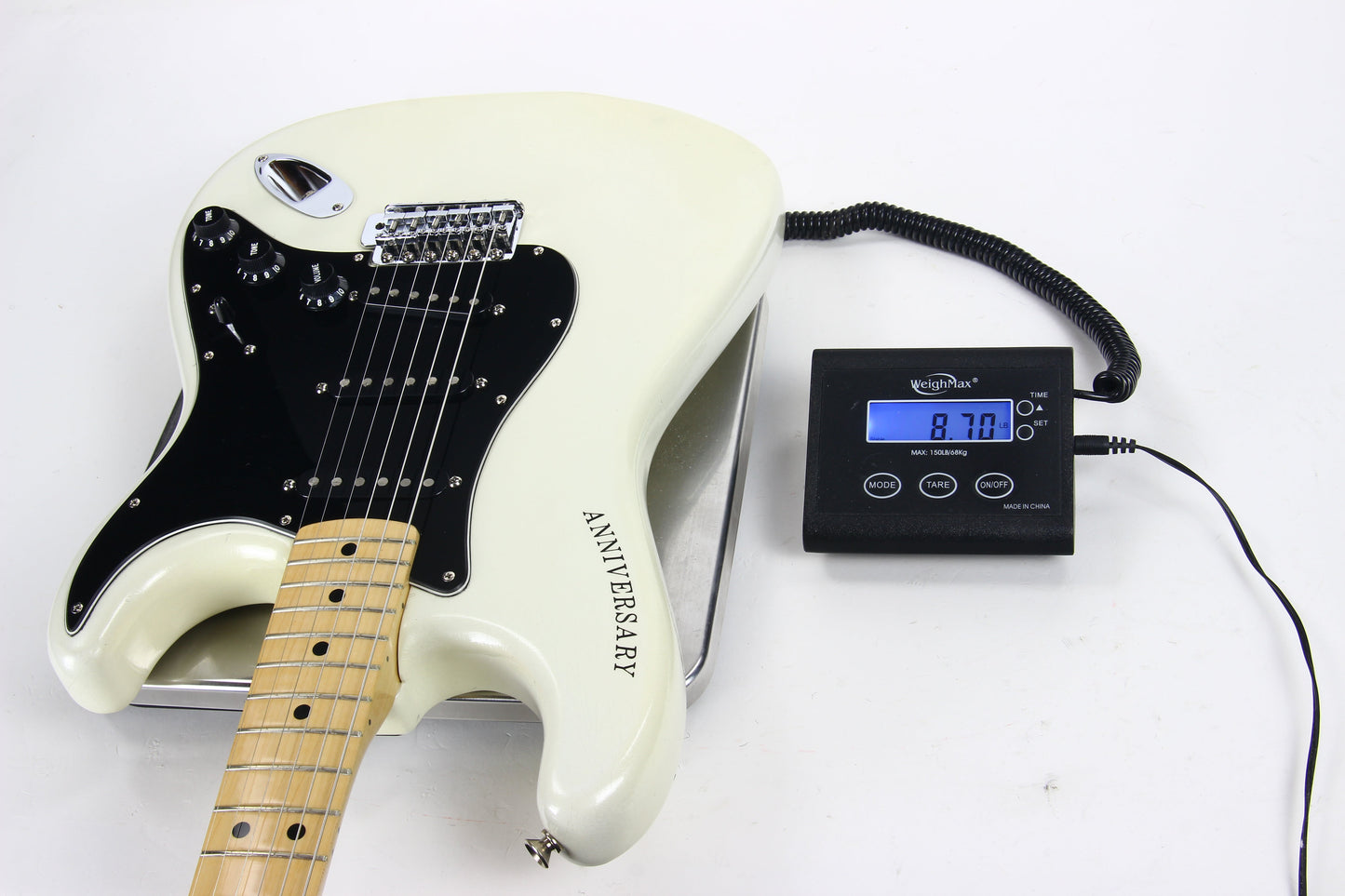 NOS! 1979 Fender 25th Silver Anniversary Stratocaster in WHITE PEARLESCENT! Original BOX, Paperwork etc!