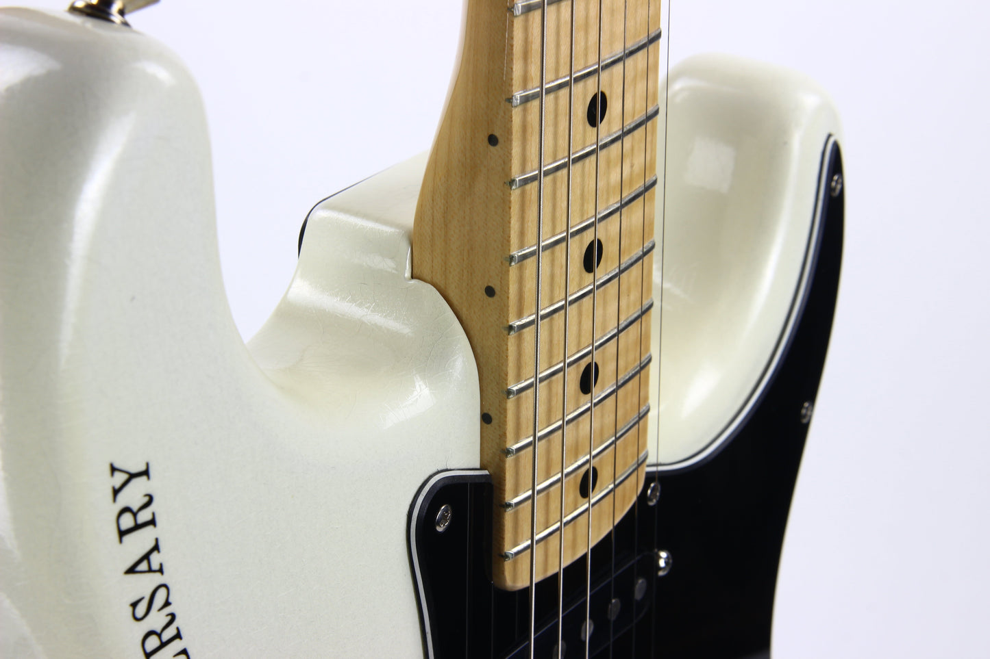 NOS! 1979 Fender 25th Silver Anniversary Stratocaster in WHITE PEARLESCENT! Original BOX, Paperwork etc!