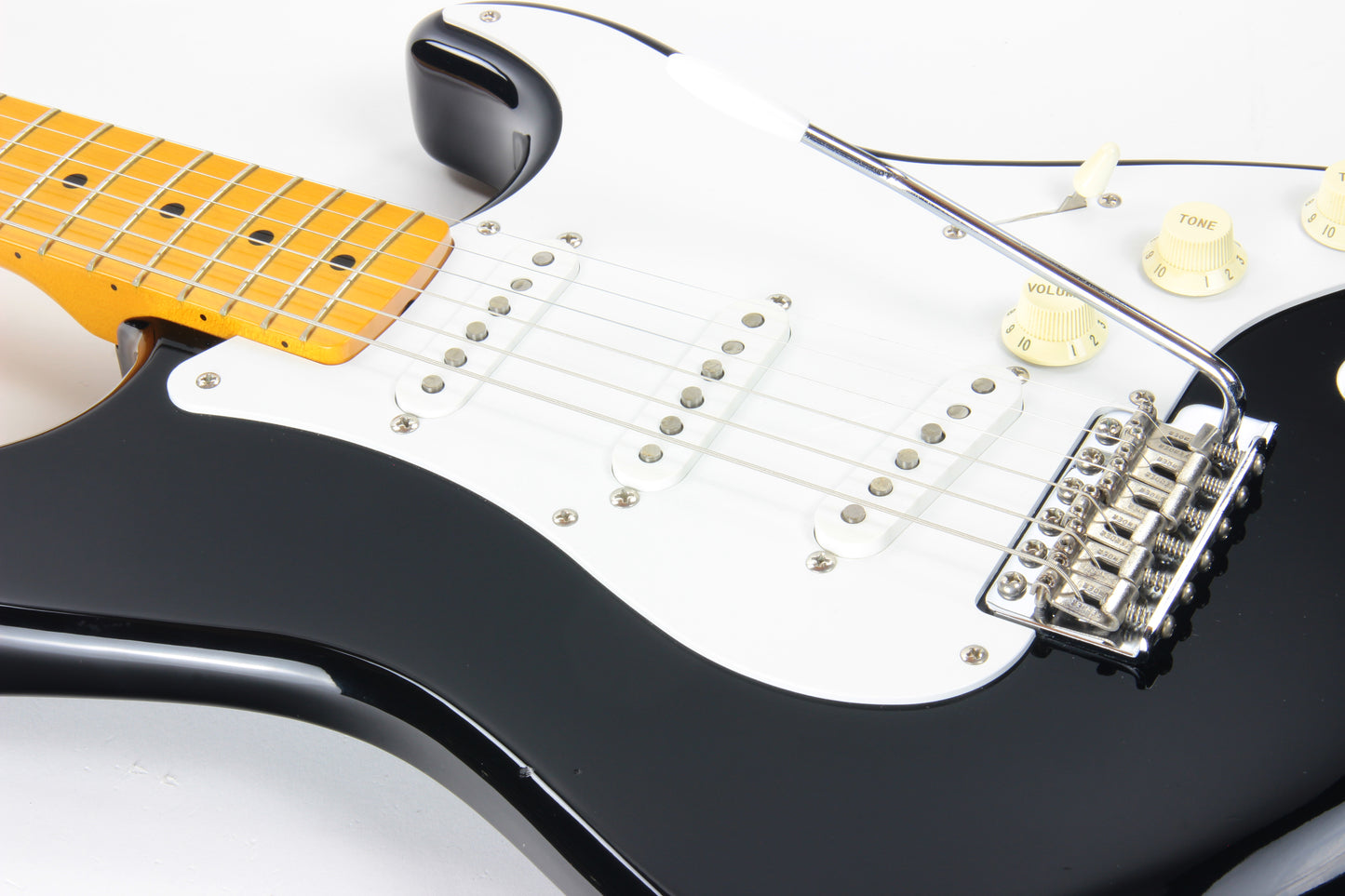2004 Fender '57 Vintage Reissue Stratocaster Japan ST57 US - Black, USA Pickups, Maple Neck CIJ Strat