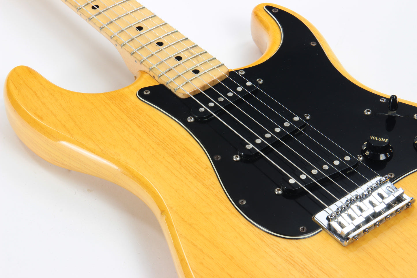 LIGHT! 1977 Fender Stratocaster FLAMED ASH Natural - Maple Neck Strat Vintage USA 1970's Hardtail