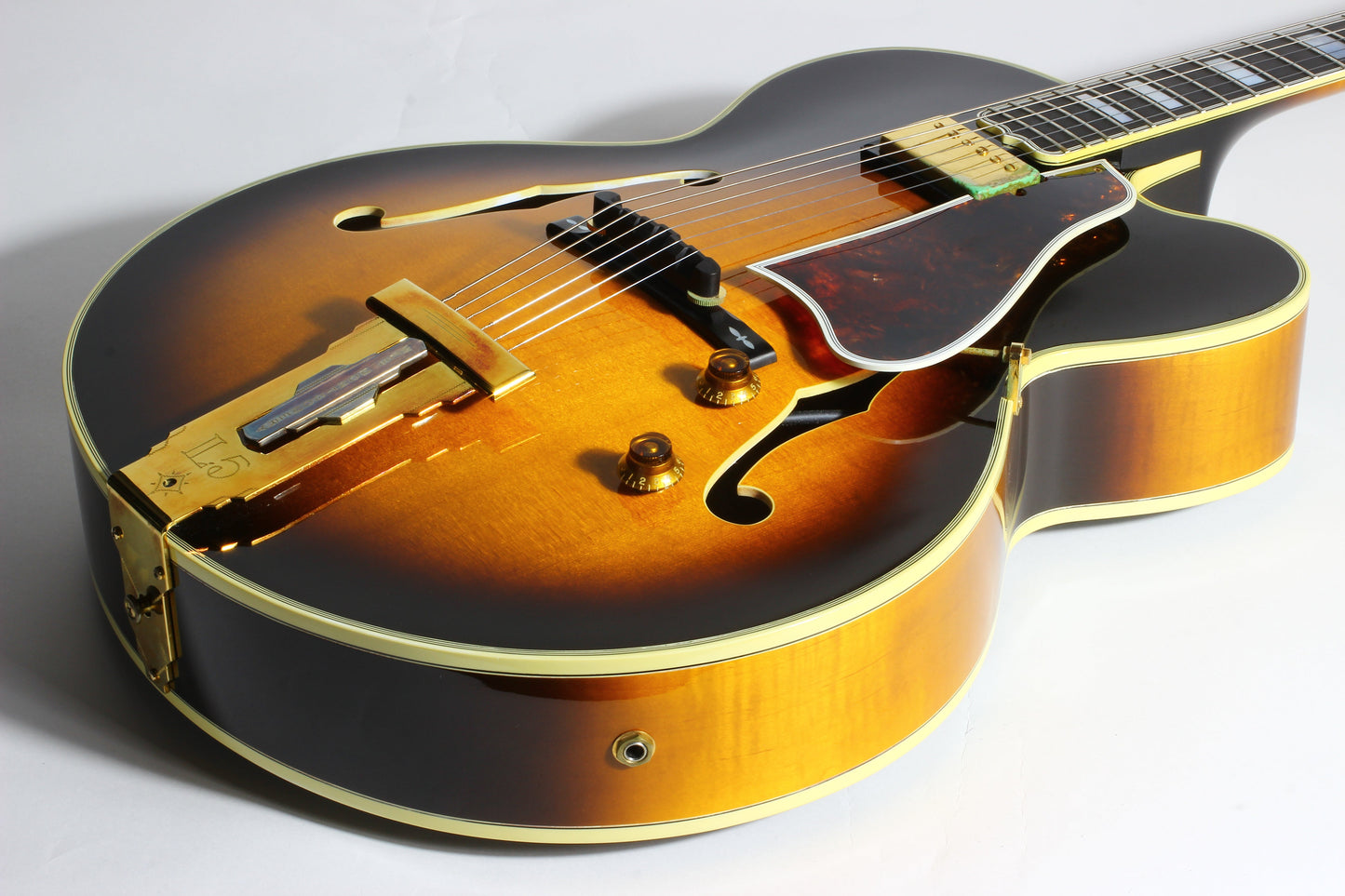 1994 Gibson MASTER MODEL L-5 Wes Montgomery Sunburst - Custom Shop, w/ COA and Case Cover!