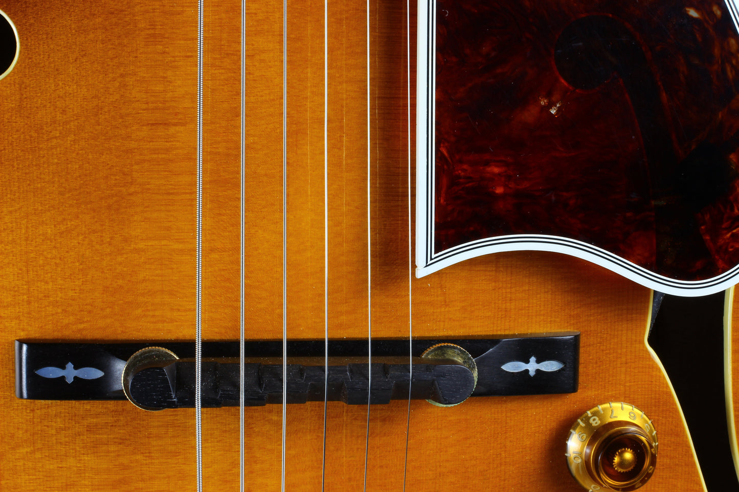 1994 Gibson MASTER MODEL L-5 Wes Montgomery Sunburst - Custom Shop, w/ COA and Case Cover!