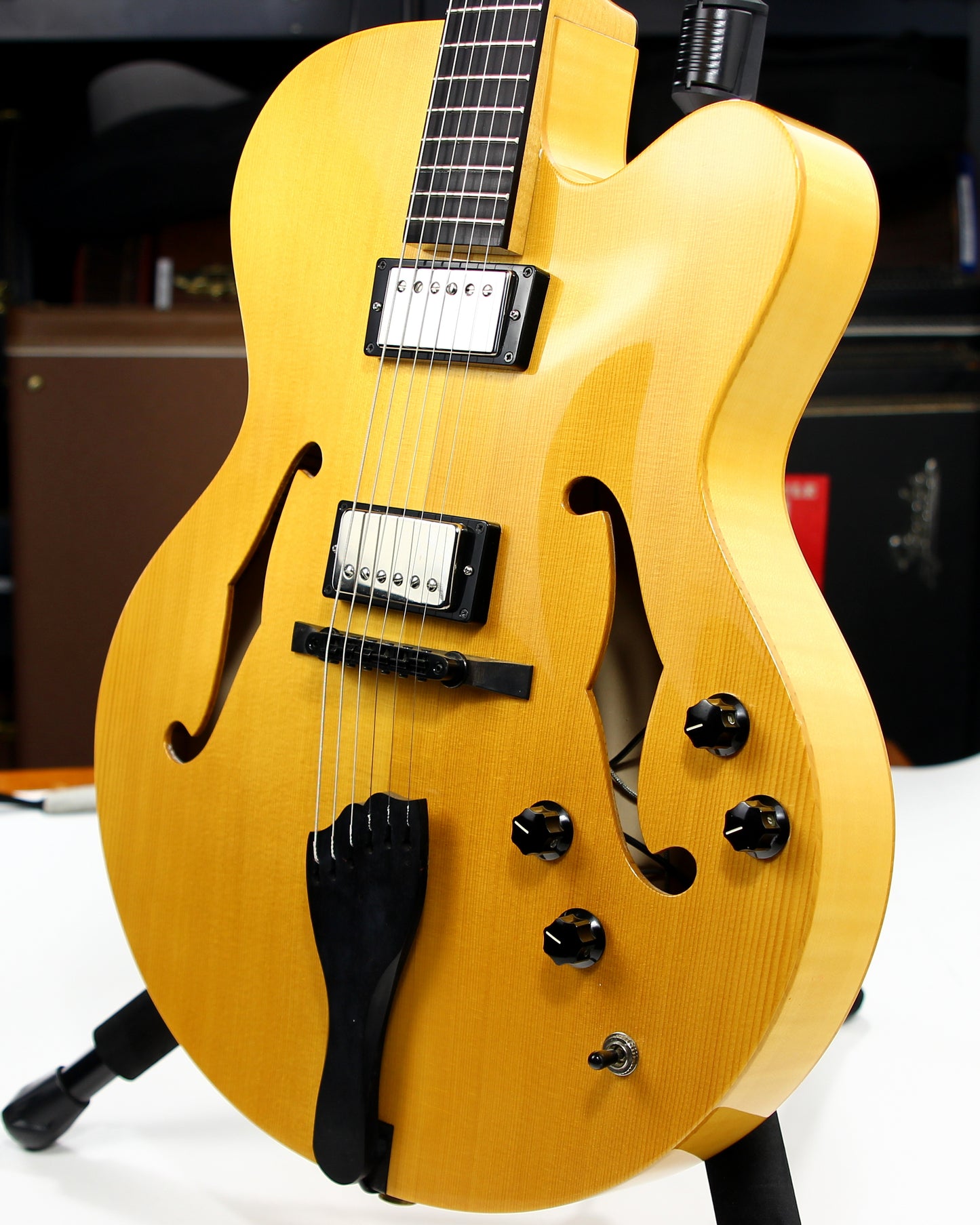 2004 Martin CF-2 American Archtop Dale Unger Jazz Electric Guitar -- RARE MODEL, dream legend type