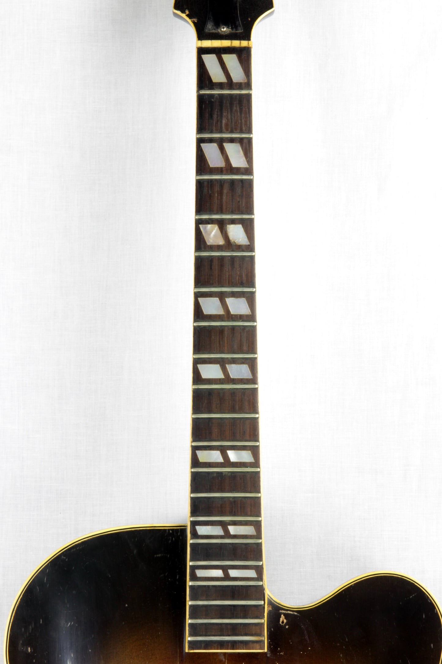 1949 Gibson L-7C Acoustic Archtop Guitar Project in Sunburst L7 Cutaway