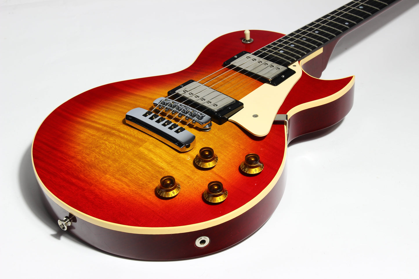 1989 Heritage H-140 CM ACB Gibson '57 Classic Les Paul Pickups - Antique Cherry Sunburst, Curly Maple