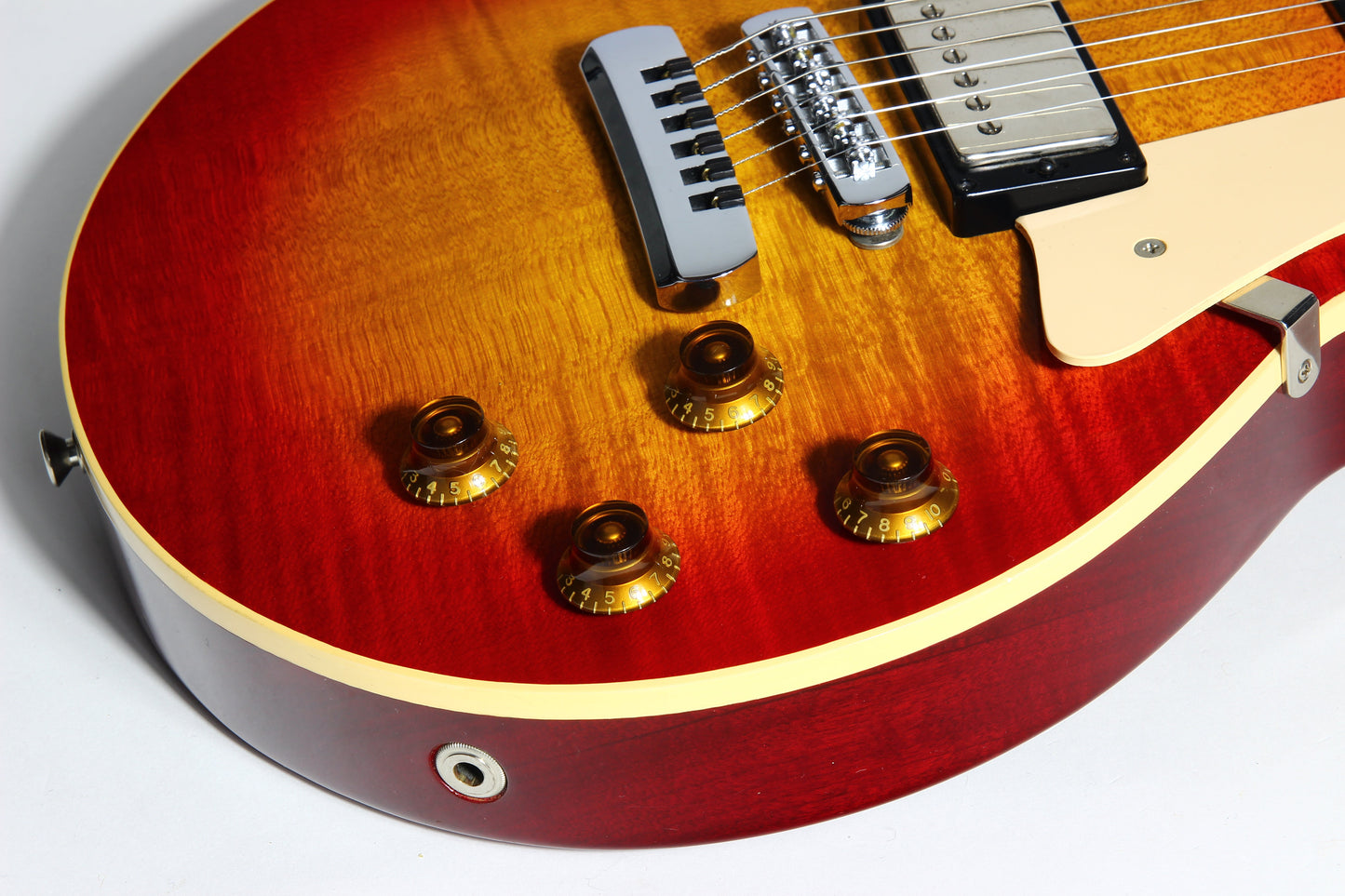 1989 Heritage H-140 CM ACB Gibson '57 Classic Les Paul Pickups - Antique Cherry Sunburst, Curly Maple