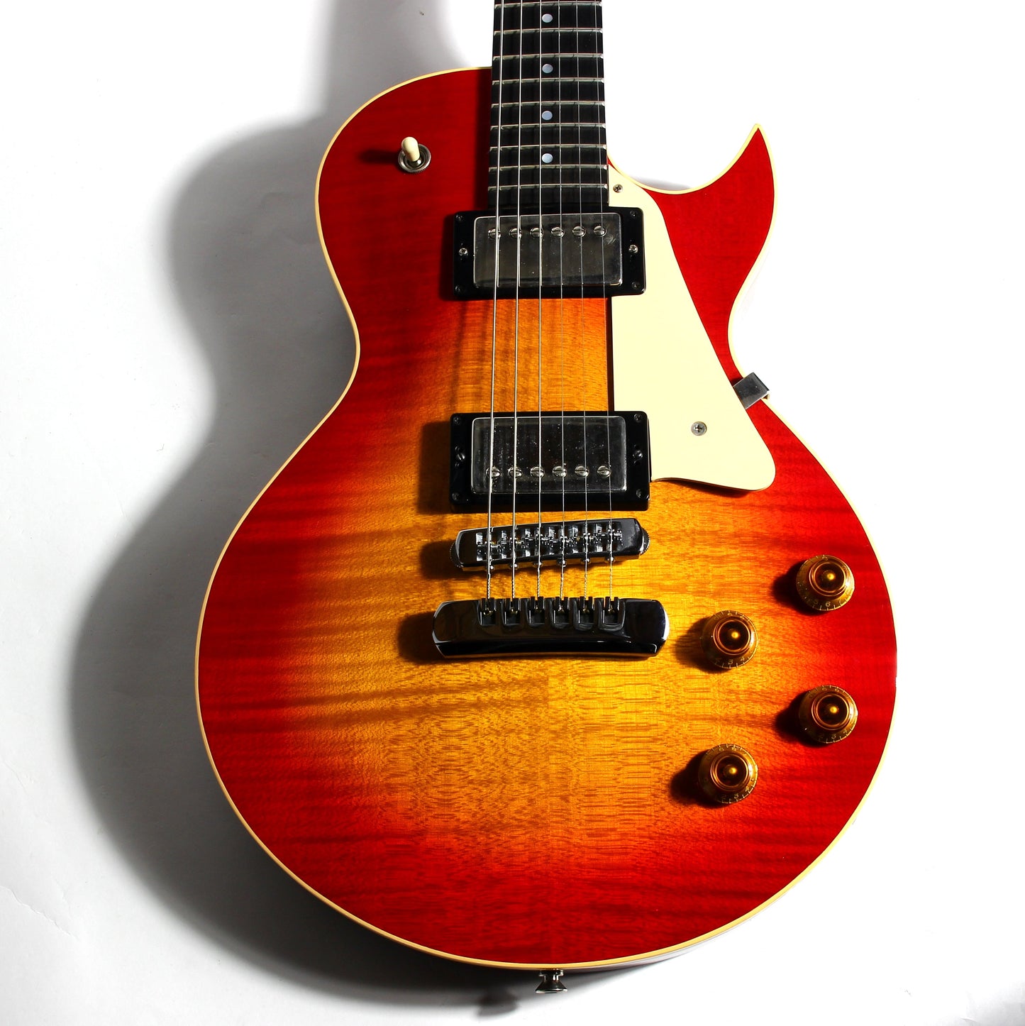 1989 Heritage H-140 CM ACB Gibson '57 Classic Les Paul Pickups - Antique Cherry Sunburst, Curly Maple