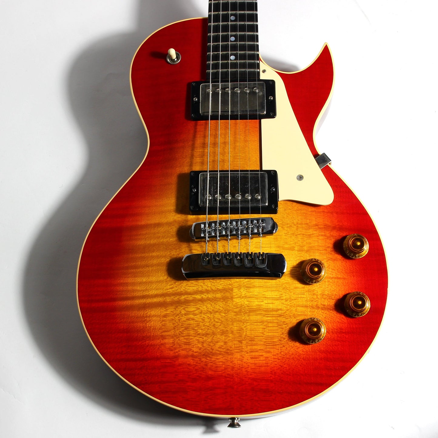 1989 Heritage H-140 CM ACB Gibson '57 Classic Les Paul Pickups - Antique Cherry Sunburst, Curly Maple