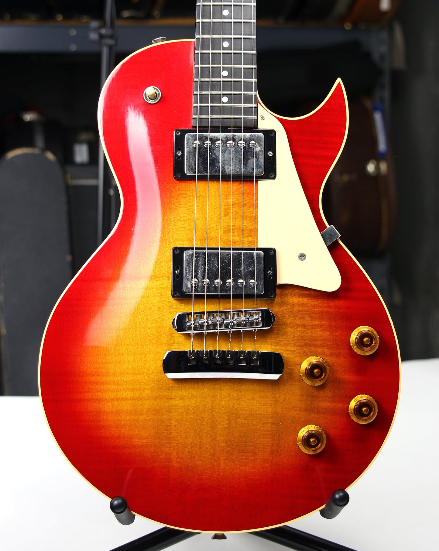 1989 Heritage H-140 CM ACB Gibson '57 Classic Les Paul Pickups - Antique Cherry Sunburst, Curly Maple