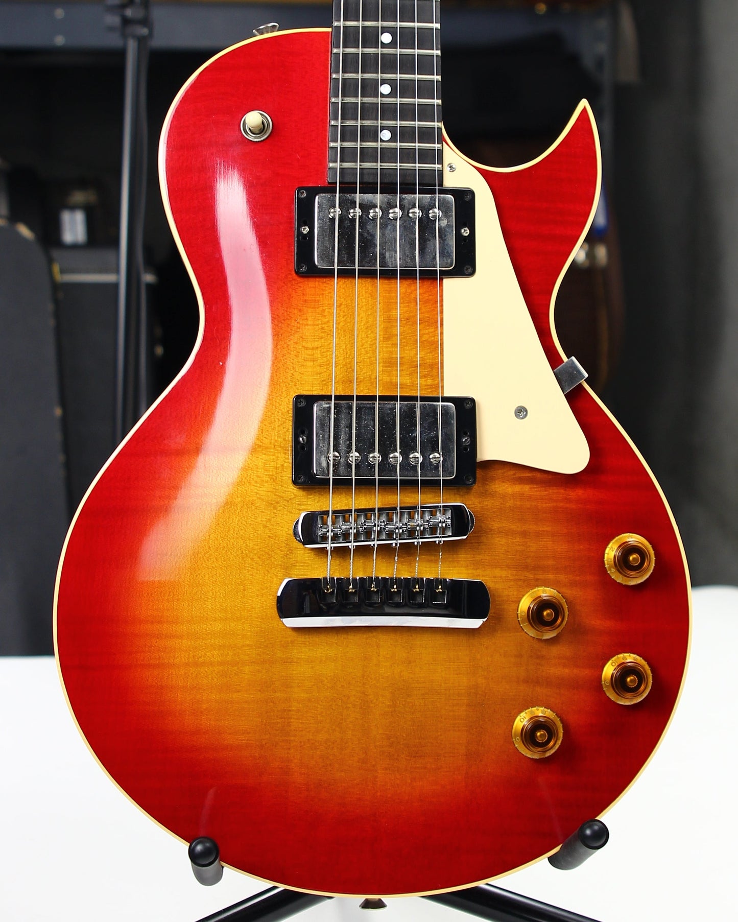 1989 Heritage H-140 CM ACB Gibson '57 Classic Les Paul Pickups - Antique Cherry Sunburst, Curly Maple
