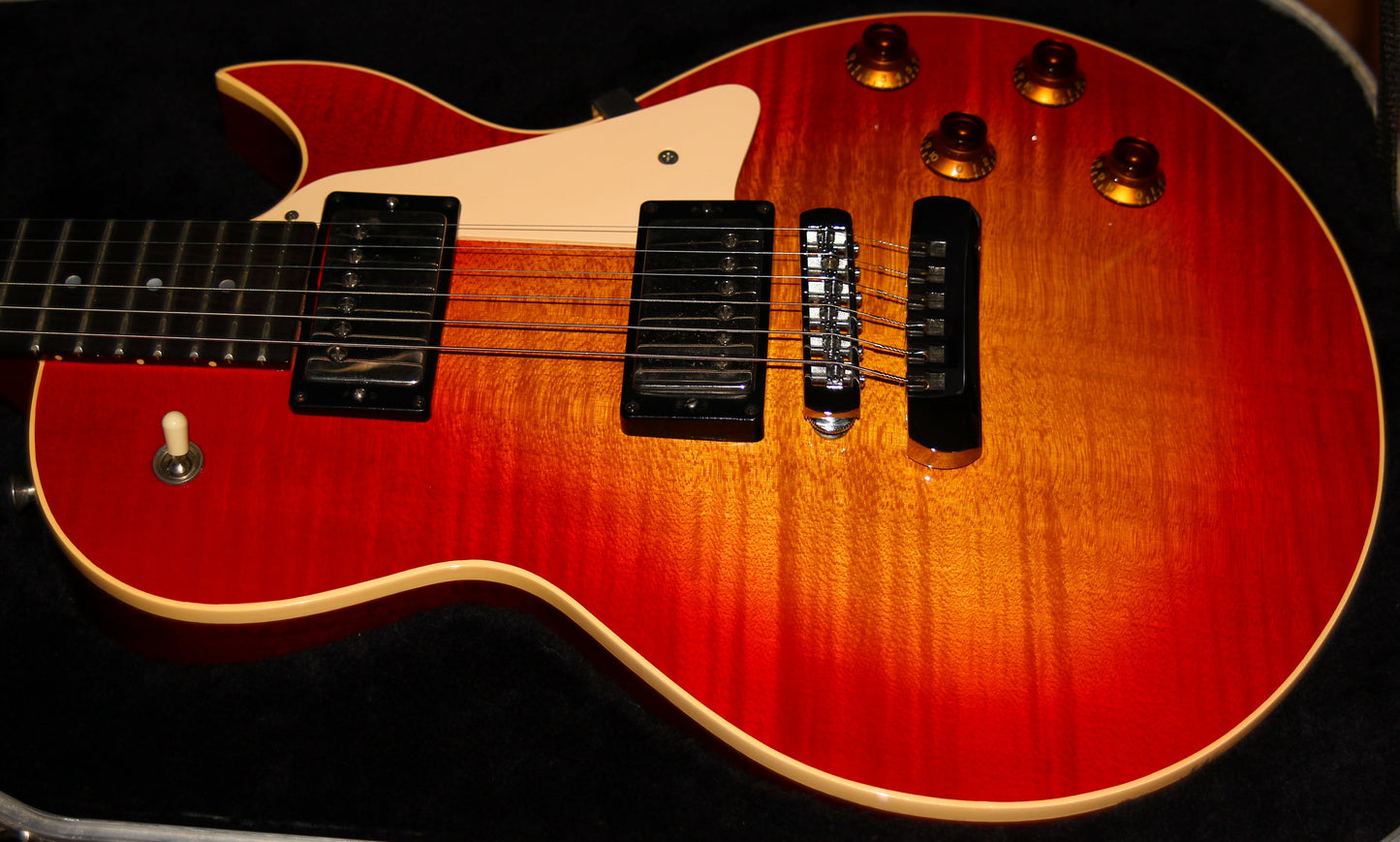 1989 Heritage H-140 CM ACB Gibson '57 Classic Les Paul Pickups - Antique Cherry Sunburst, Curly Maple