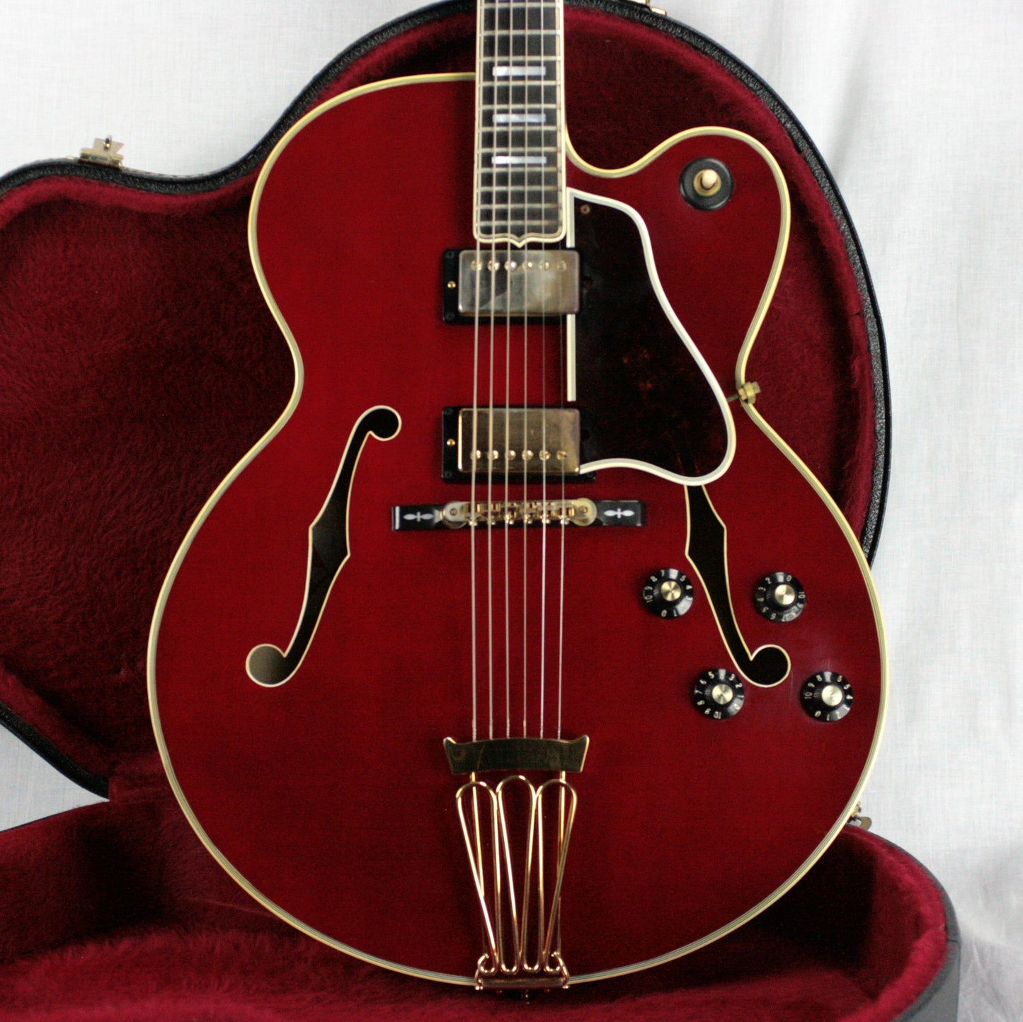INCREDIBLY RARE 1980 Gibson Byrdland w/ F5 Mandolin Headstock! CHERRY RED! es335 one off