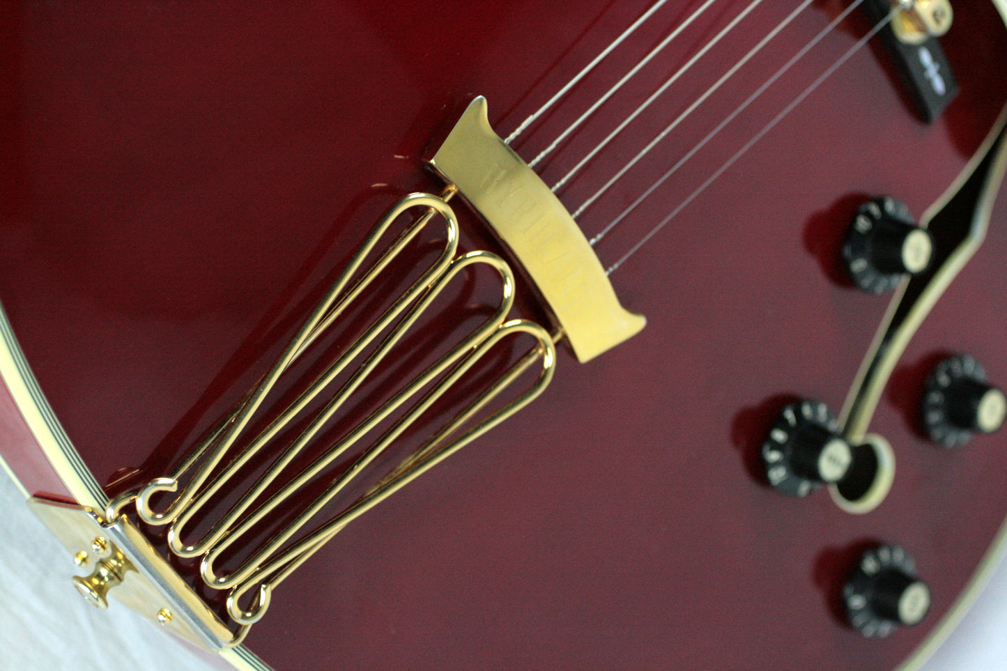 INCREDIBLY RARE 1980 Gibson Byrdland w/ F5 Mandolin Headstock! CHERRY RED! es335 one off