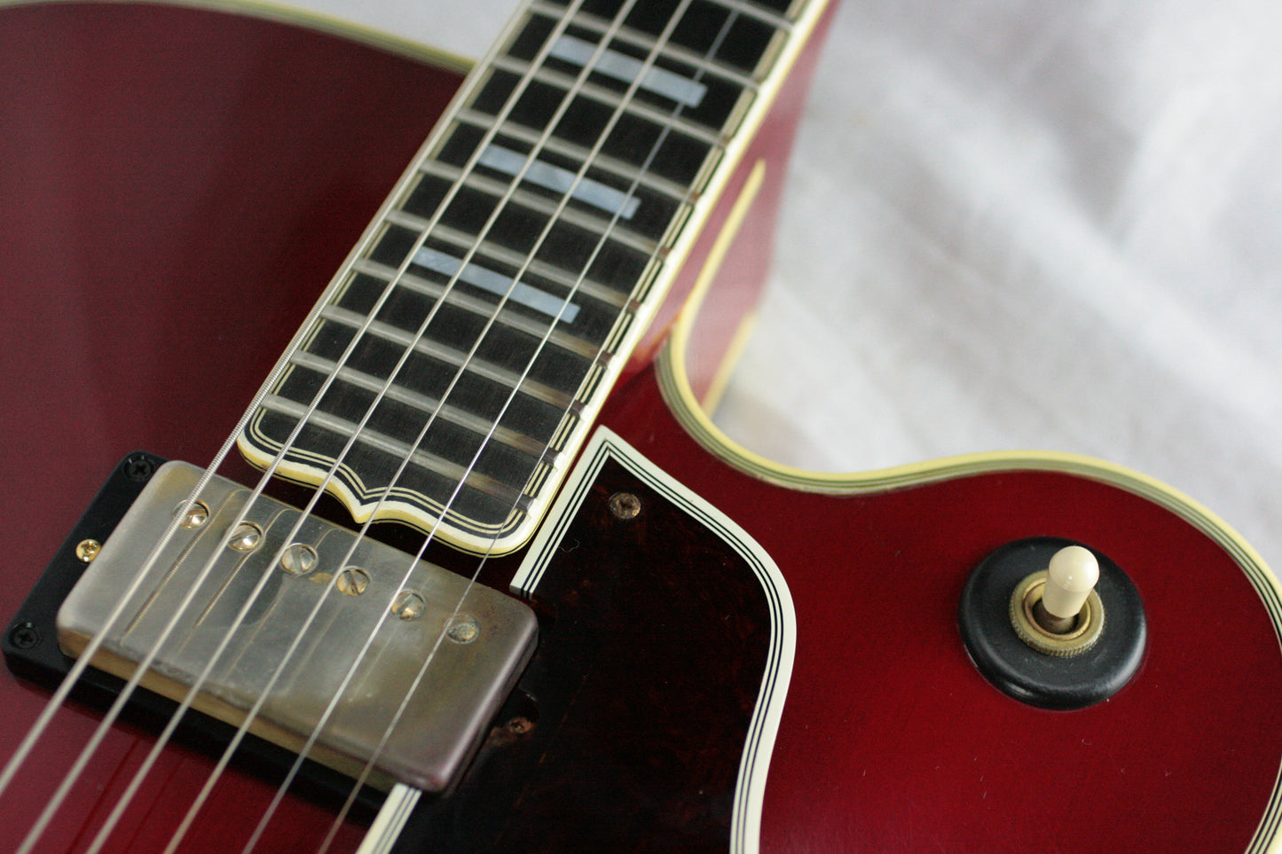 INCREDIBLY RARE 1980 Gibson Byrdland w/ F5 Mandolin Headstock! CHERRY RED! es335 one off
