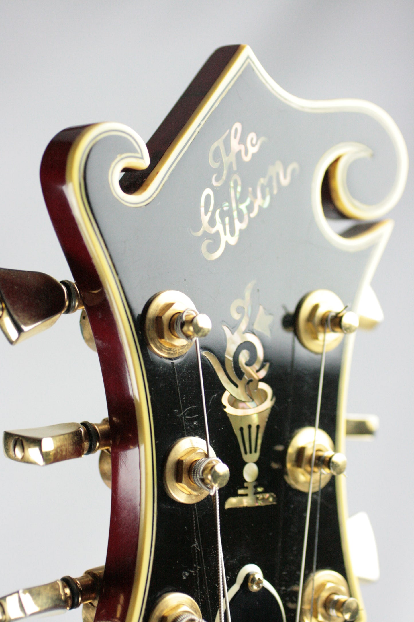 INCREDIBLY RARE 1980 Gibson Byrdland w/ F5 Mandolin Headstock! CHERRY RED! es335 one off
