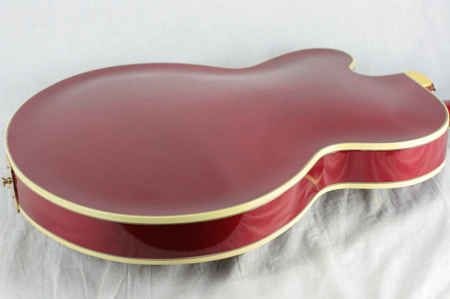 INCREDIBLY RARE 1980 Gibson Byrdland w/ F5 Mandolin Headstock! CHERRY RED! es335 one off