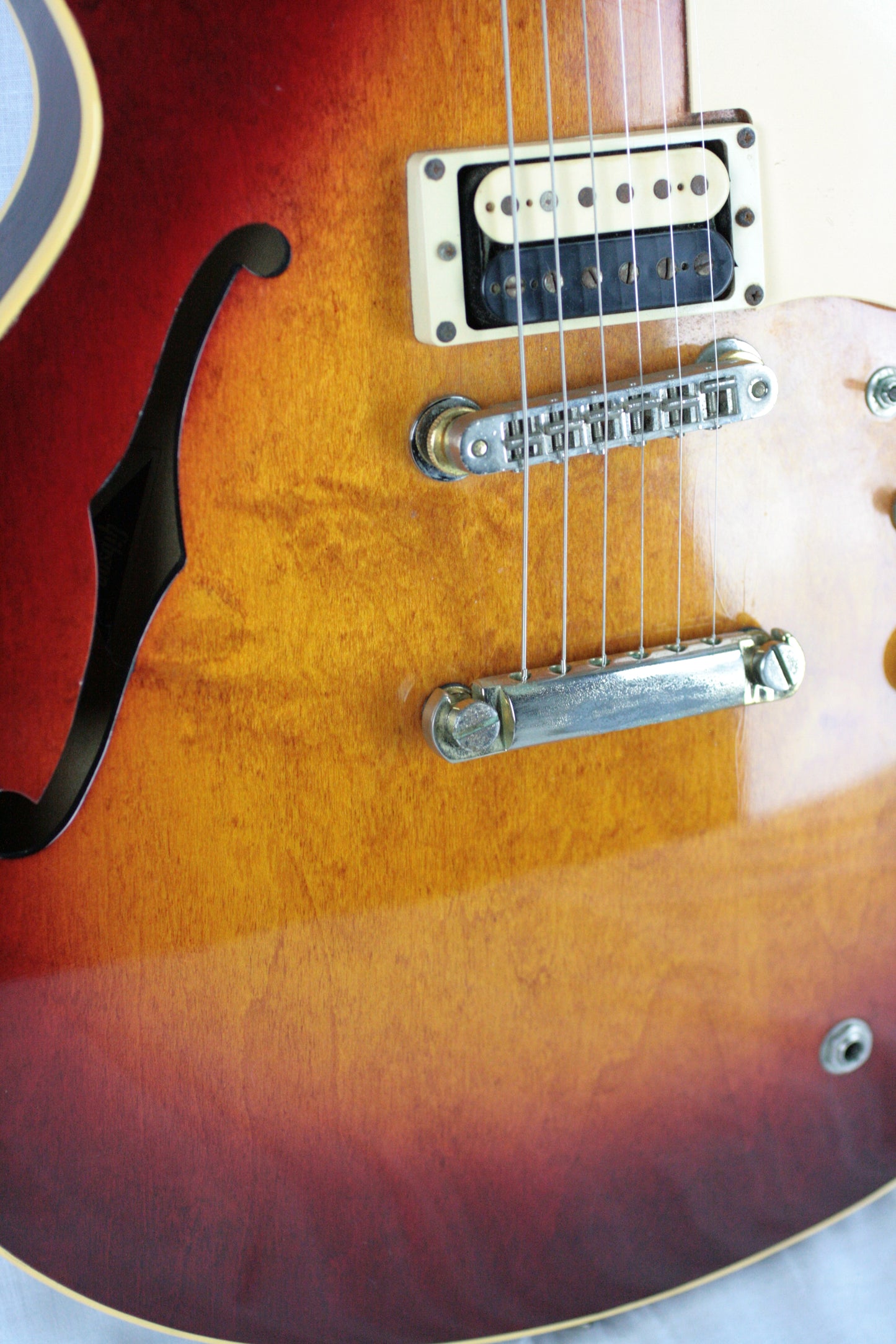 RARE 1982 Gibson ES-369 Cherry Sunburst w/ OHSC! Dirty Fingers Pickups! 335 347 355