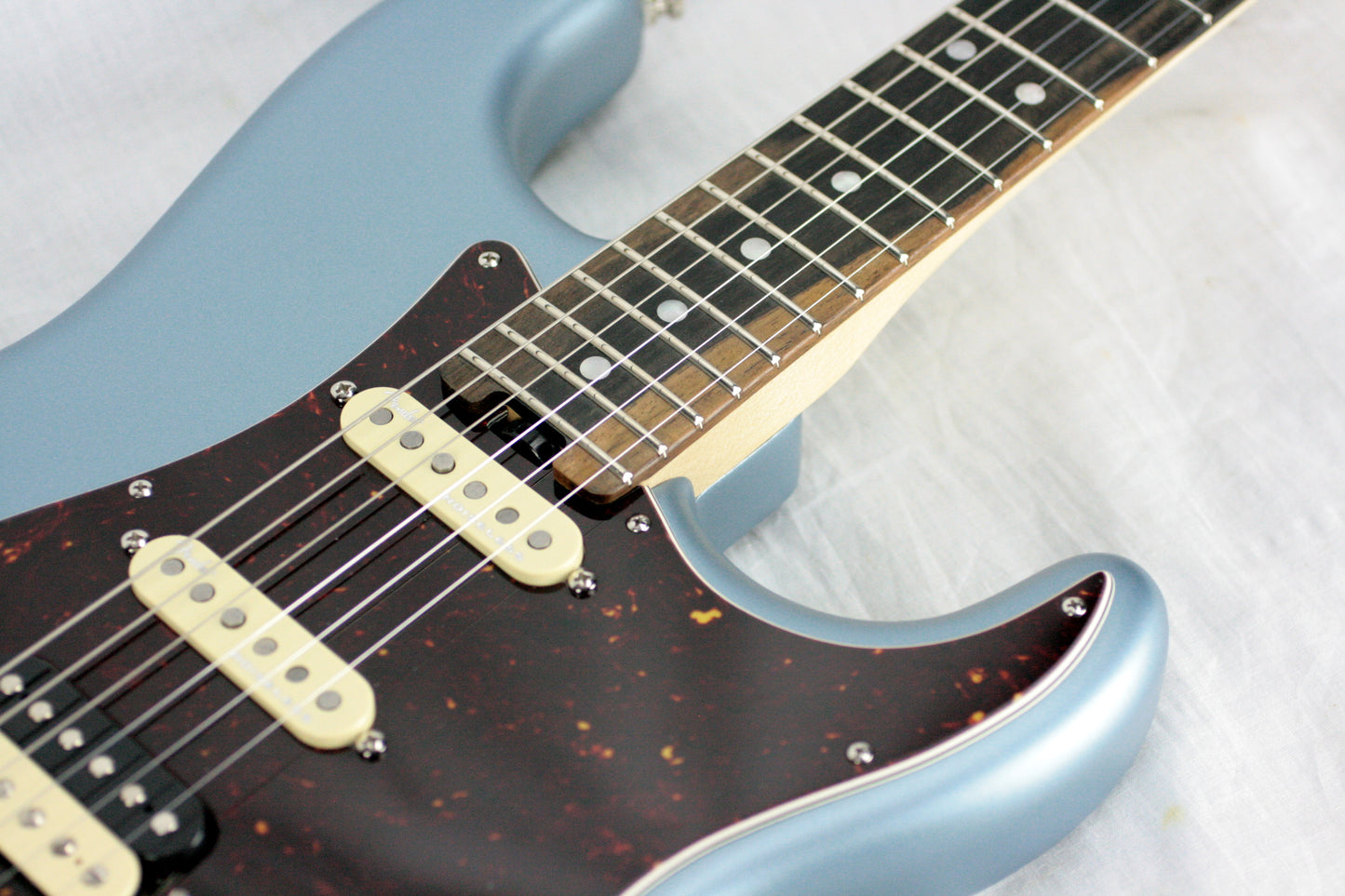 2018 Fender American Elite Stratocaster HSS EBONY Shawbucker Satin Ice Blue Metallic USA Strat