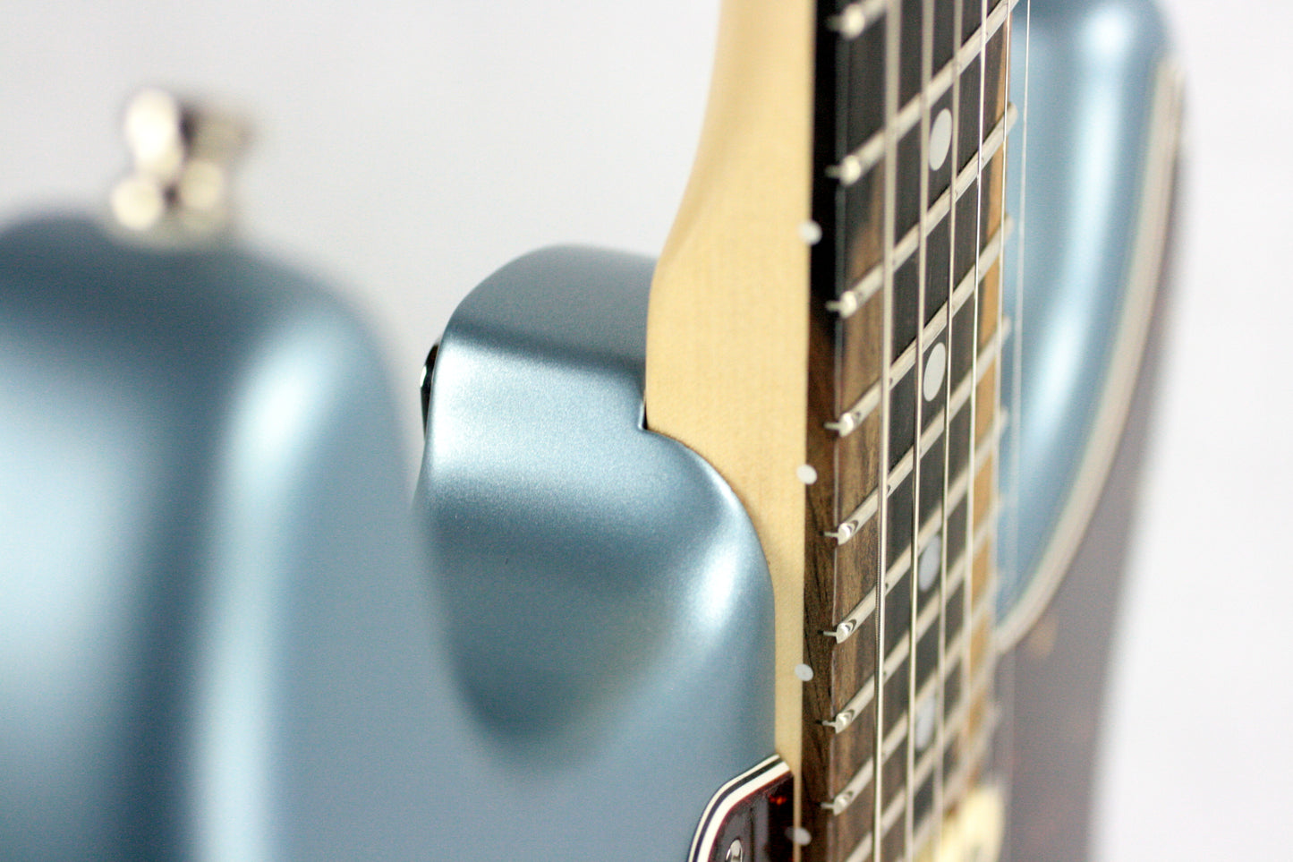 2018 Fender American Elite Stratocaster HSS EBONY Shawbucker Satin Ice Blue Metallic USA Strat