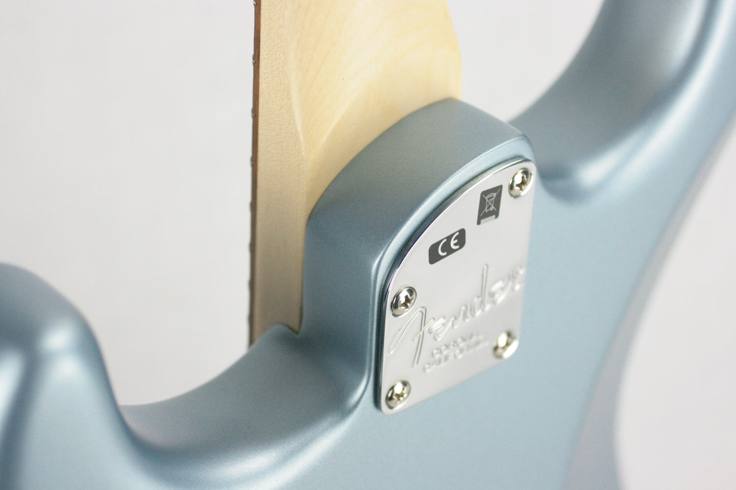 2018 Fender American Elite Stratocaster HSS EBONY Shawbucker Satin Ice Blue Metallic USA Strat