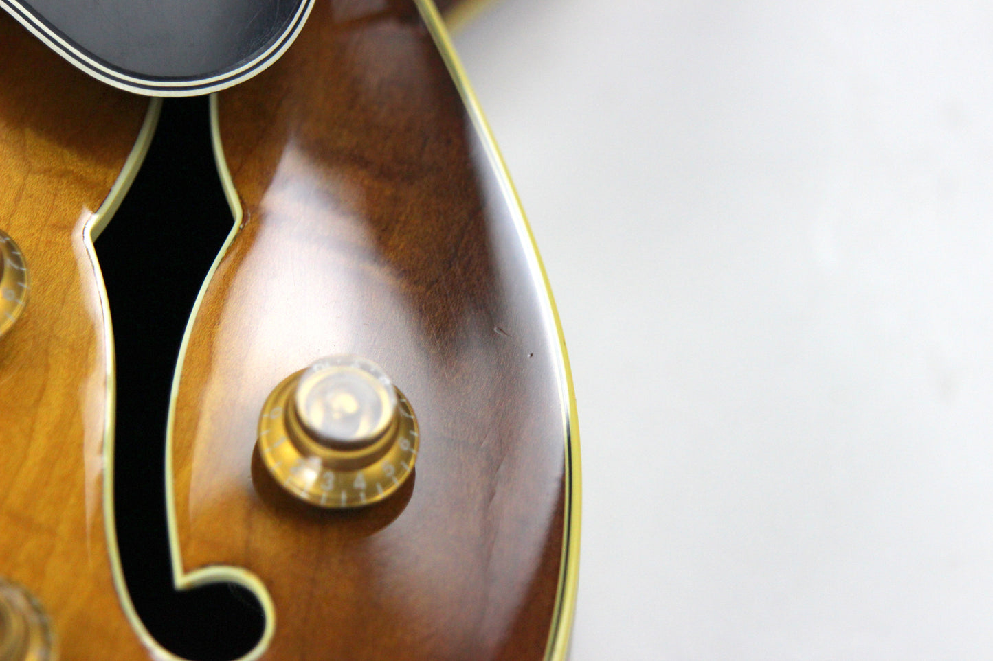 1984 Gibson ES-175 D Sunburst Jazz Archtop Guitar - Bound F-Holes, Figured Top, Mahogany Back, Custom Order?