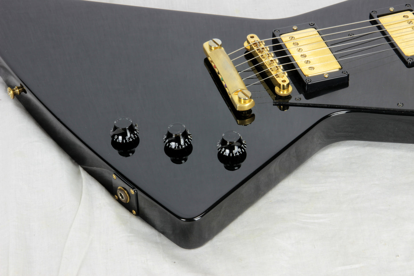 2003 Gibson Custom Shop FUTURA Black w/ Fat 50's Neck! Explorer Flying V type
