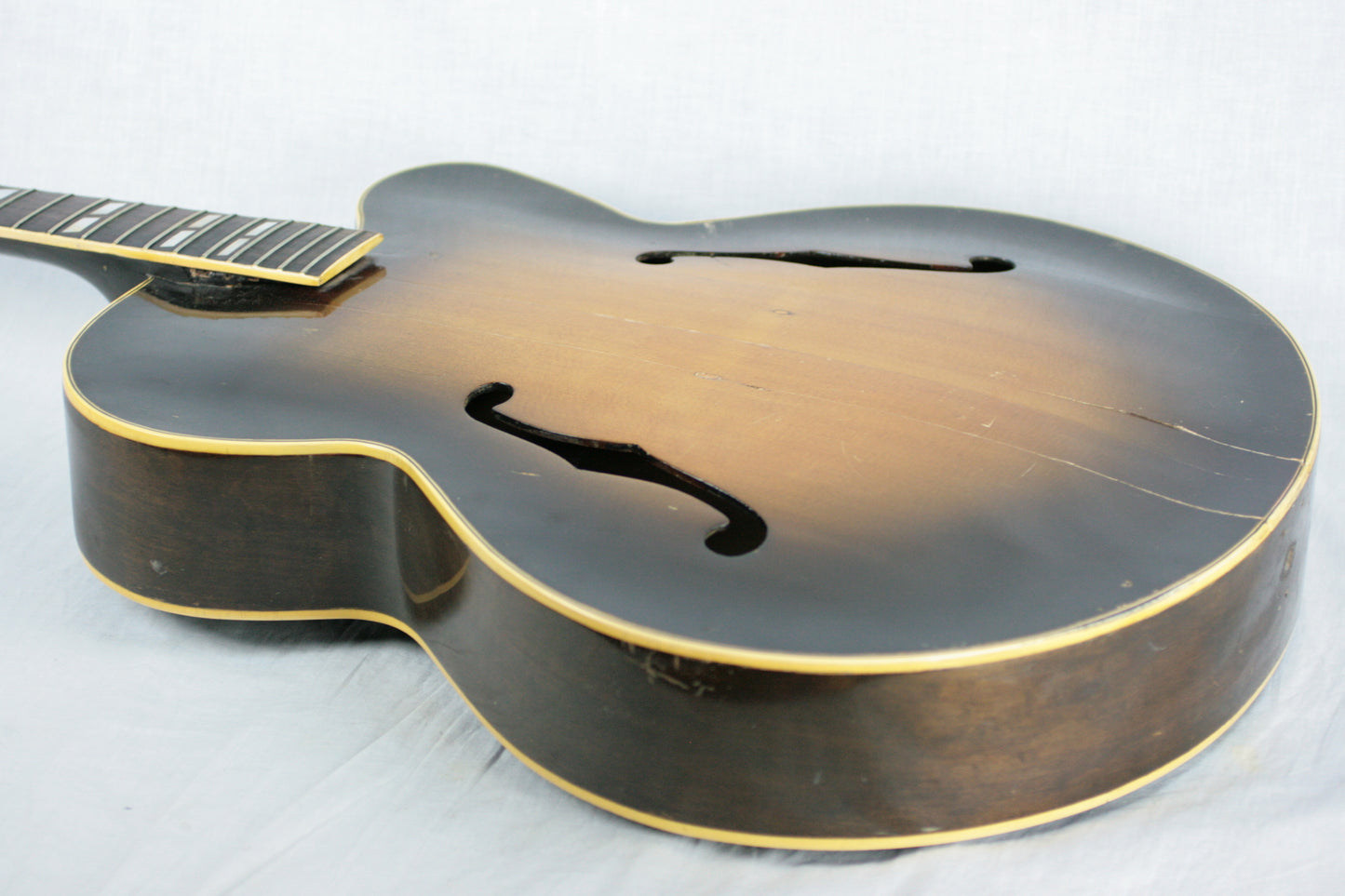 1949 Gibson L-7C Acoustic Archtop Guitar Project in Sunburst L7 Cutaway