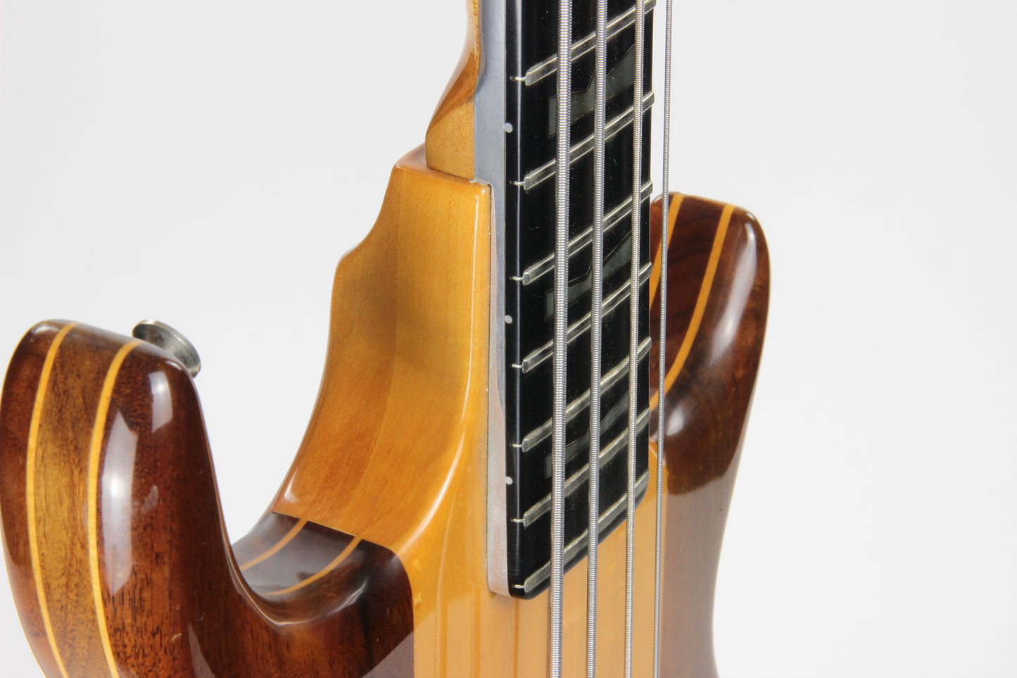 1981 Kramer DMZ 6000B Aluminum Neck Bass - Dimarzio Pickups, Figured Walnut, Maple, Deluxe!
