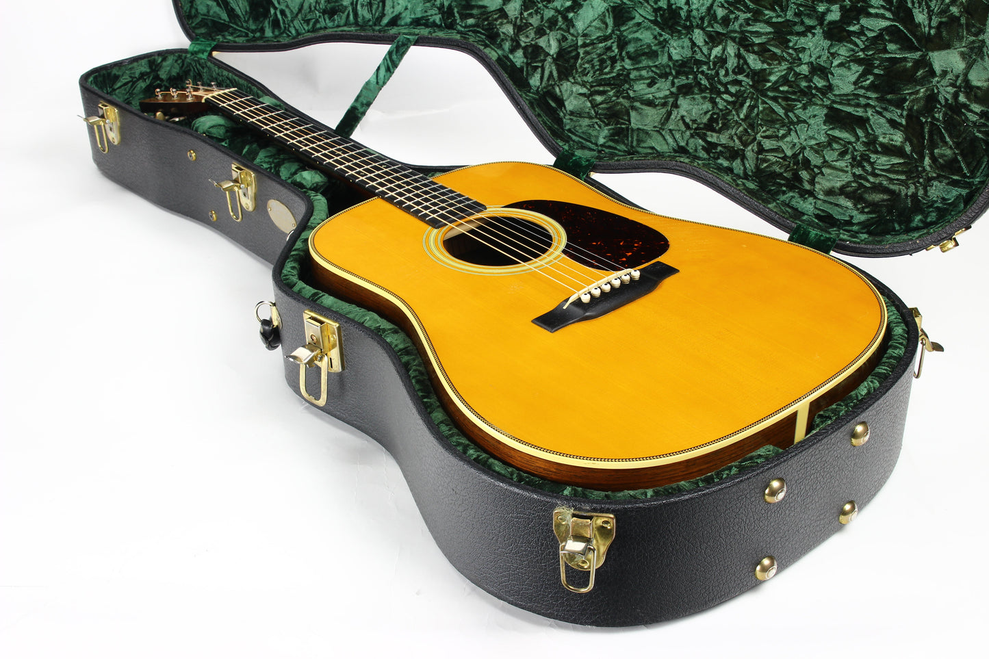 2019 Martin D-28 Authentic 1937 AGED VTS Madagascar Rosewood, Adirondack Spruce - Dreadnought Guitar d28