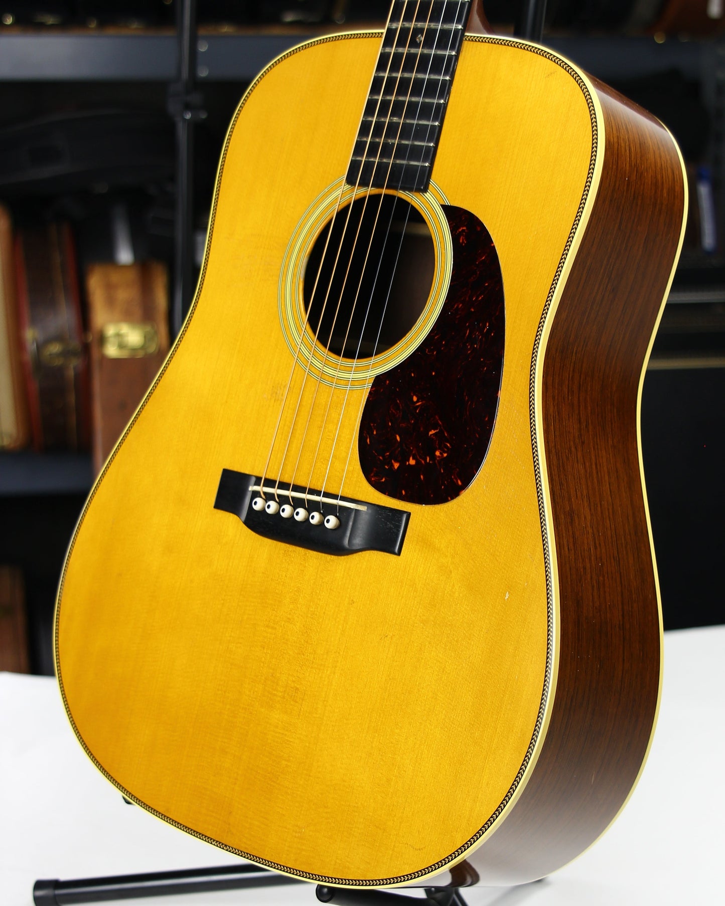 2019 Martin D-28 Authentic 1937 AGED VTS Madagascar Rosewood, Adirondack Spruce - Dreadnought Guitar d28