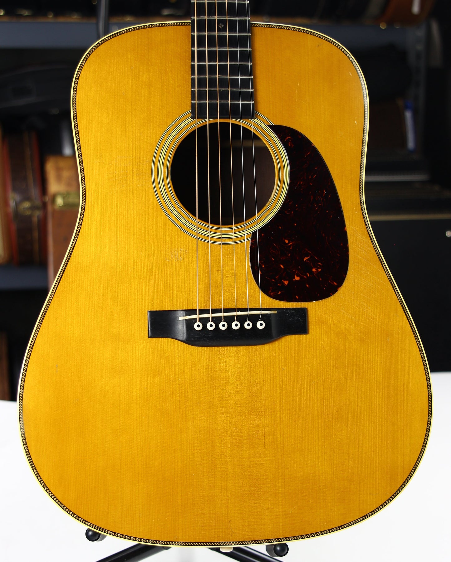 2019 Martin D-28 Authentic 1937 AGED VTS Madagascar Rosewood, Adirondack Spruce - Dreadnought Guitar d28