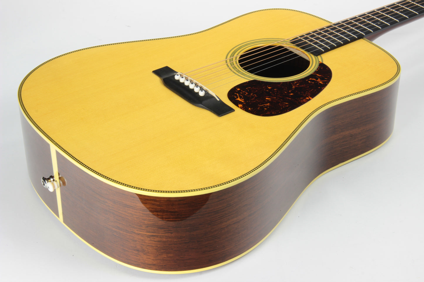 2013 Martin D-28 Authentic 1941 Madagascar Rosewood, Adirondack Spruce - Acoustic Flat Top