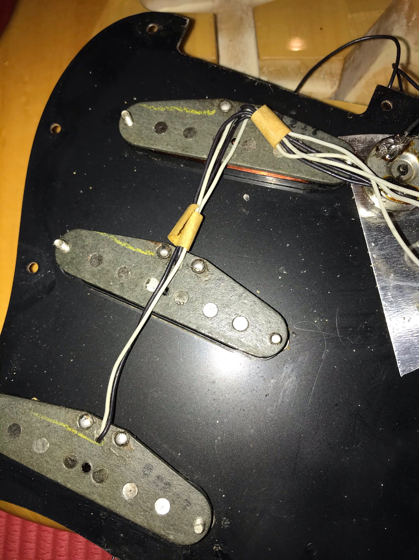 LIGHT! 1977 Fender Stratocaster FLAMED ASH Natural - Maple Neck Strat Vintage USA 1970's Hardtail